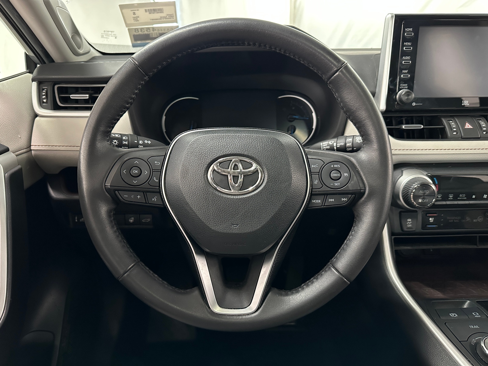 Thumbnail: 2021 Toyota RAV4 - 5