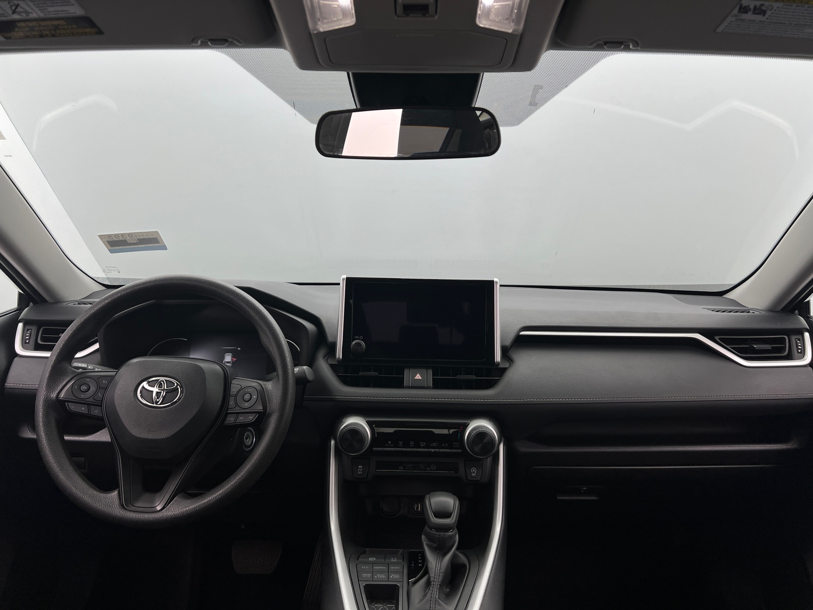Thumbnail: 2024 Toyota RAV4 - 3