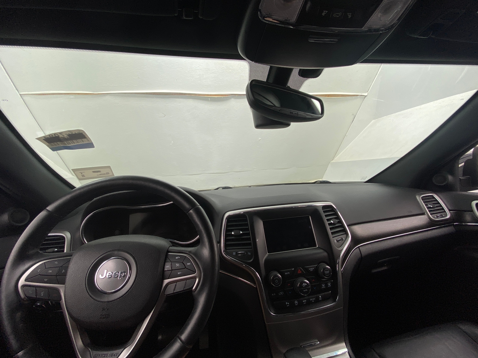 Thumbnail: 2018 Jeep Grand Cherokee - 2