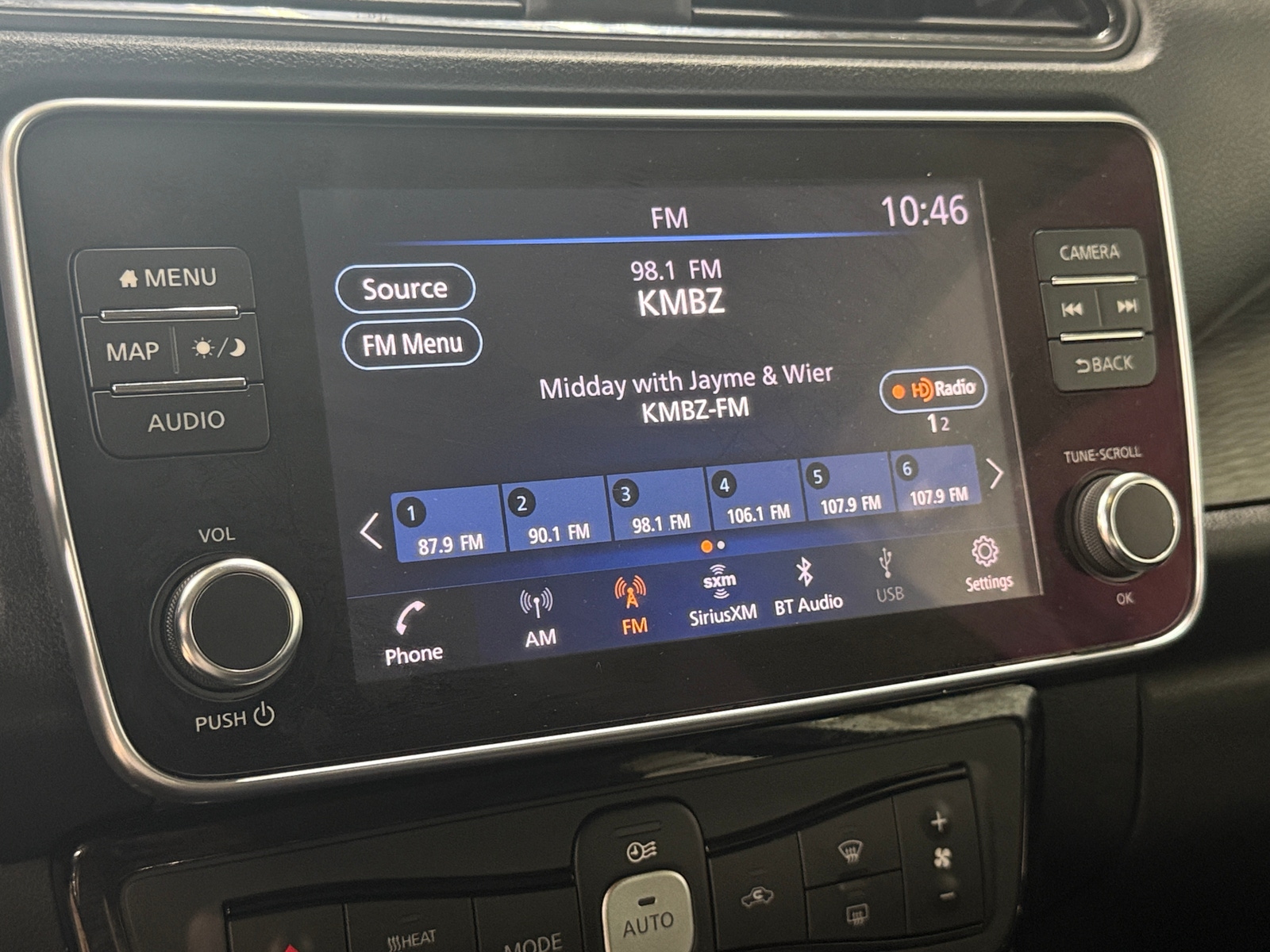 Thumbnail: 2019 Nissan Leaf - 3