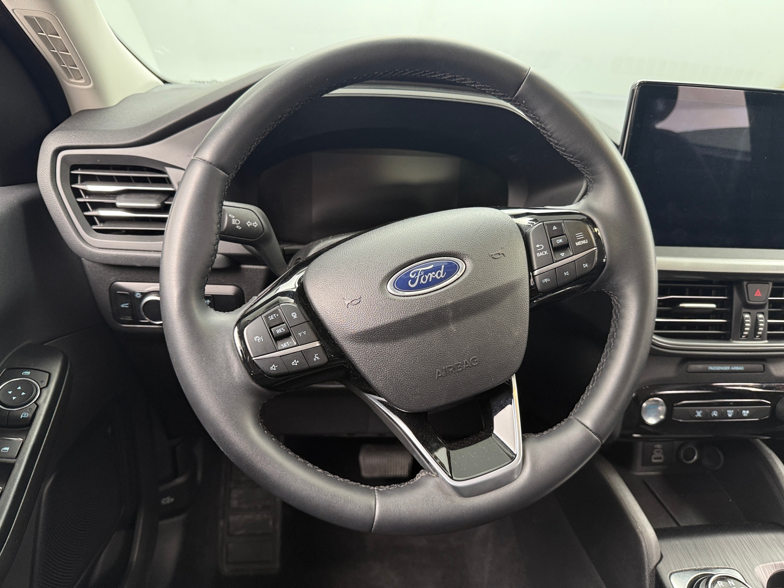 Thumbnail: 2024 Ford Escape - 5