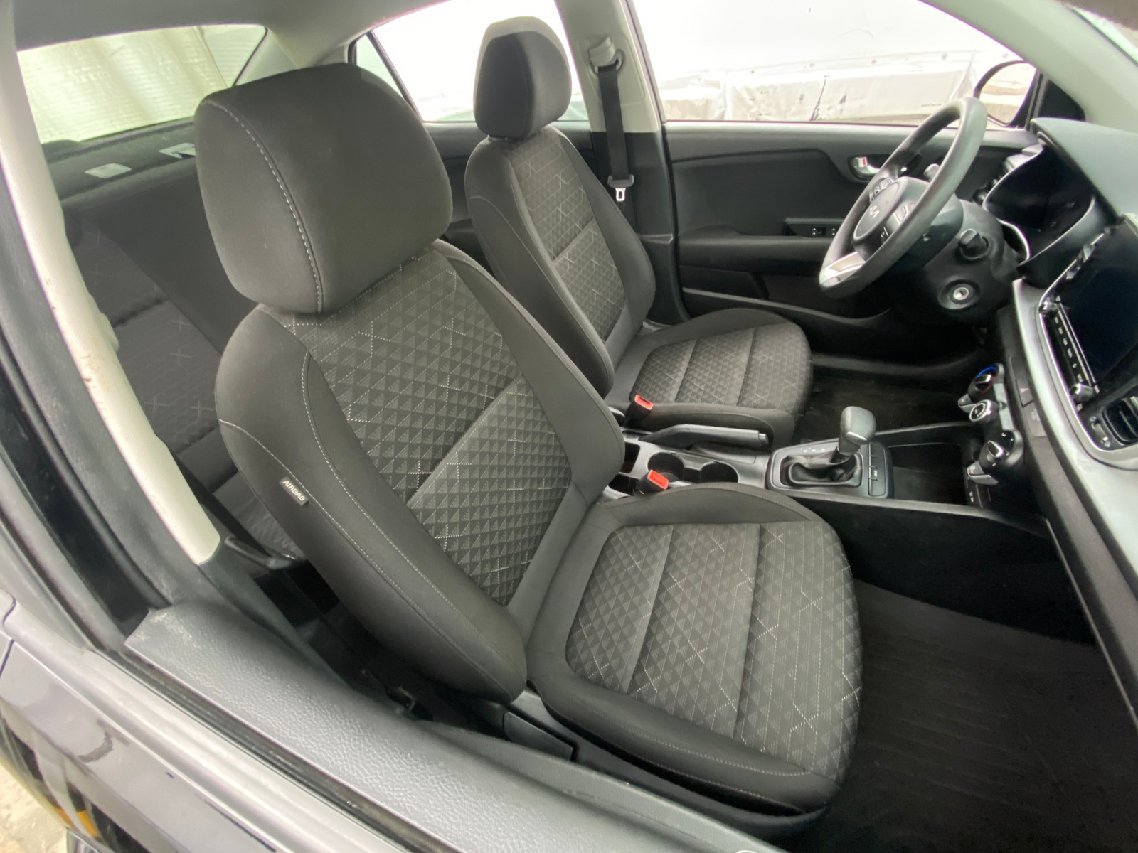 Thumbnail: 2023 Kia Rio - 2