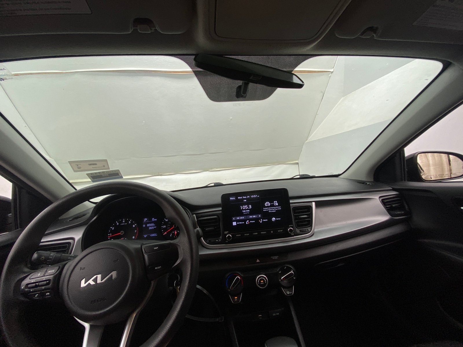 Thumbnail: 2023 Kia Rio - 3