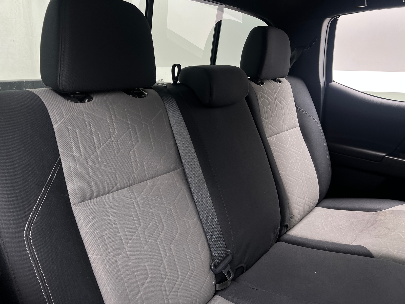 Thumbnail: 2022 Toyota Tacoma - 6