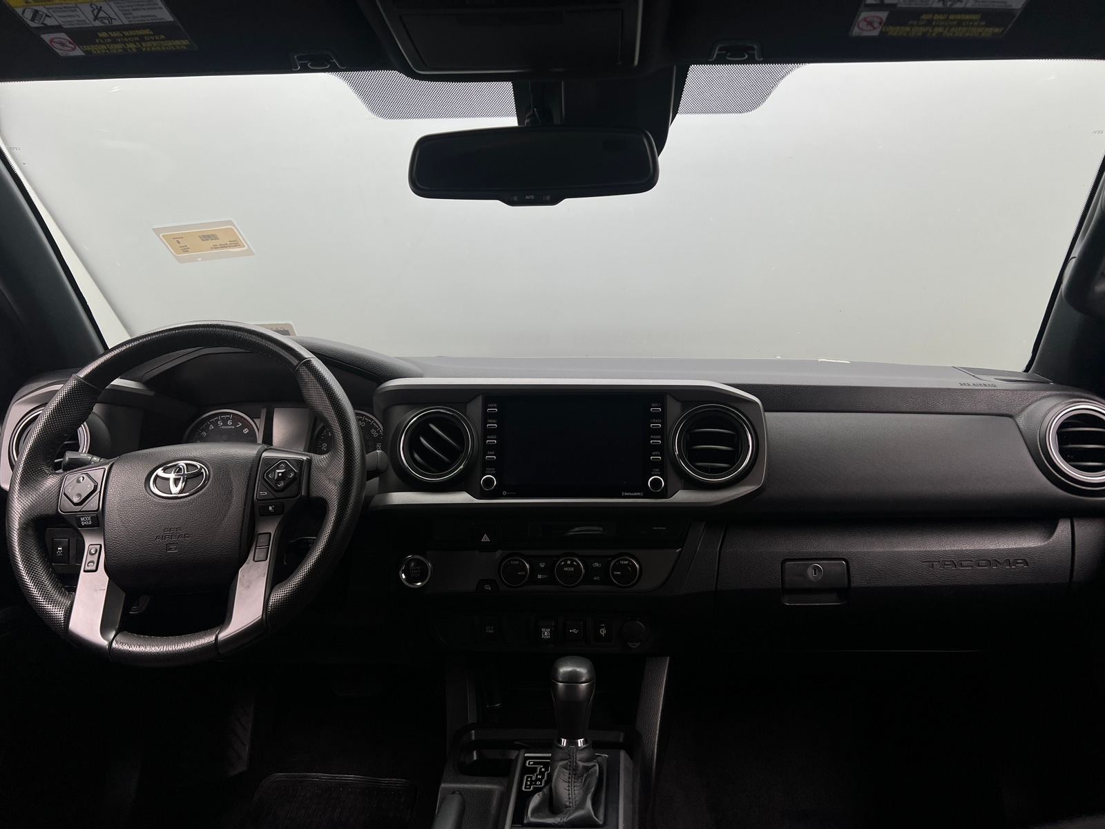 Thumbnail: 2022 Toyota Tacoma - 3