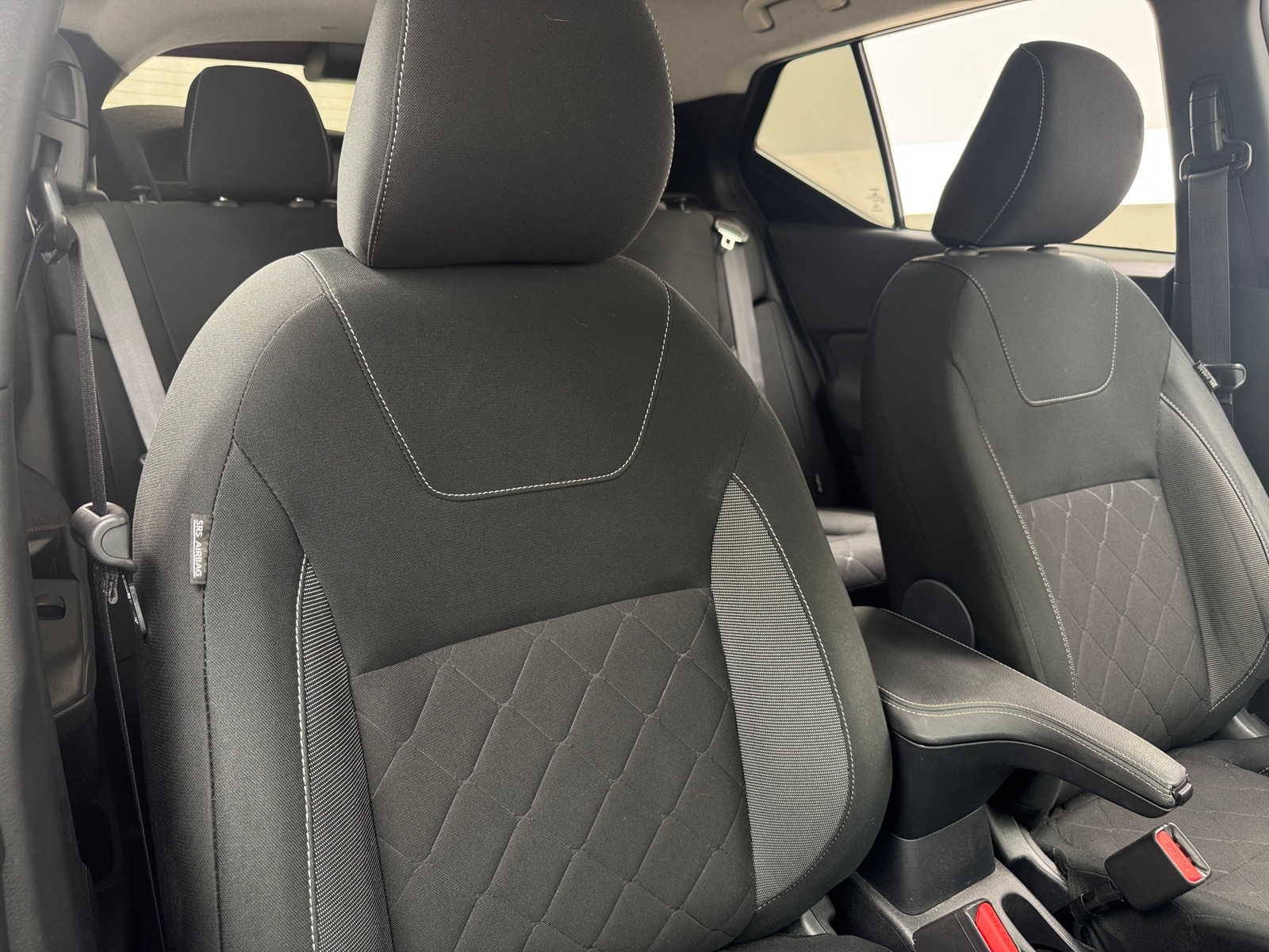 Thumbnail: 2020 Nissan Kicks - 2