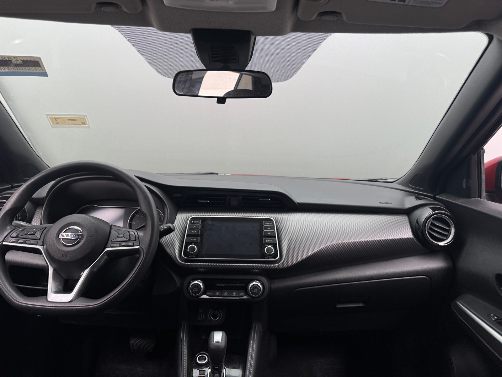 Thumbnail: 2020 Nissan Kicks - 3