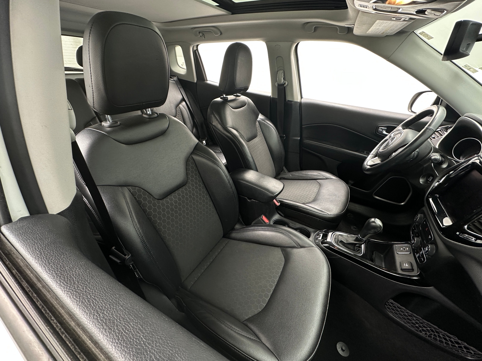 Thumbnail: 2019 Jeep Compass - 2