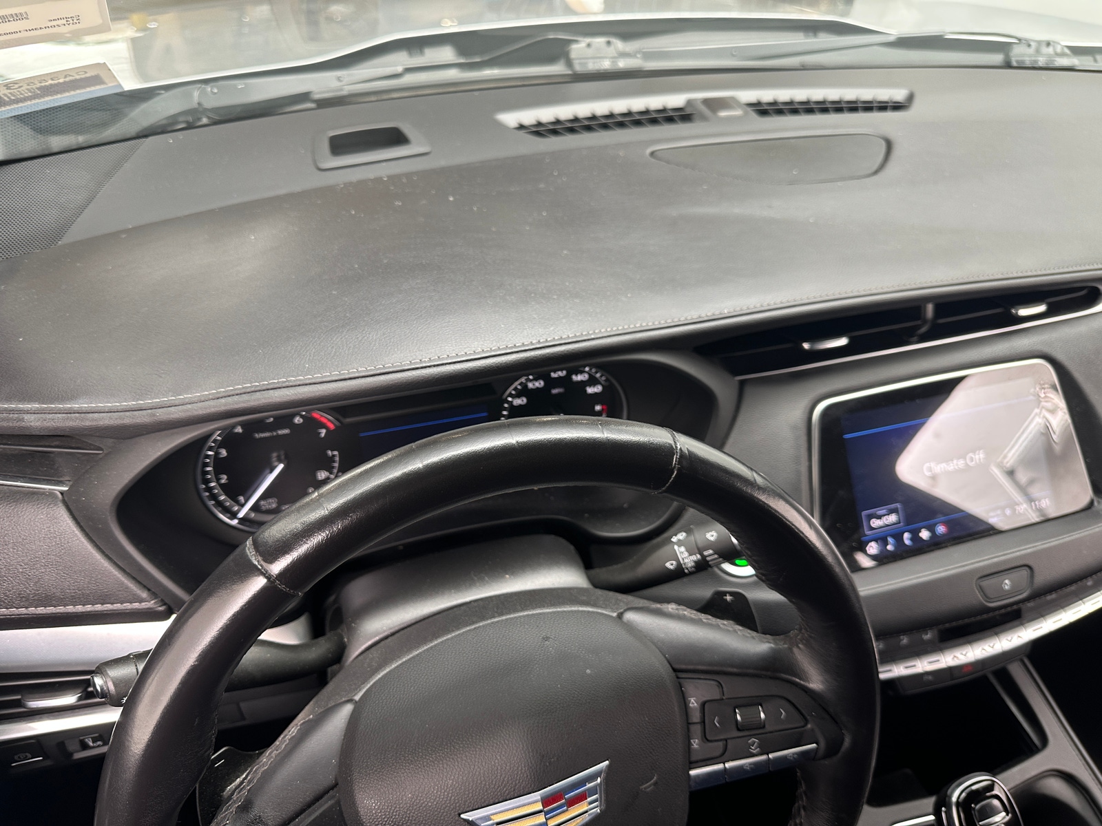 Thumbnail: 2022 Cadillac XT4 - 2