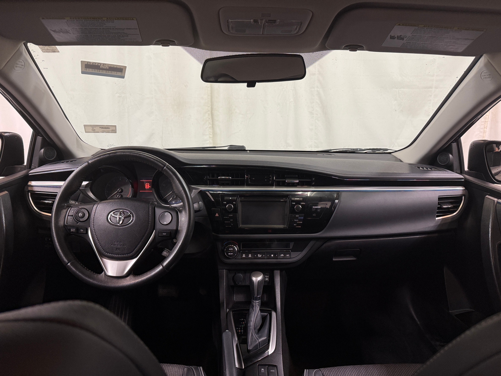 Thumbnail: 2014 Toyota Corolla - 3