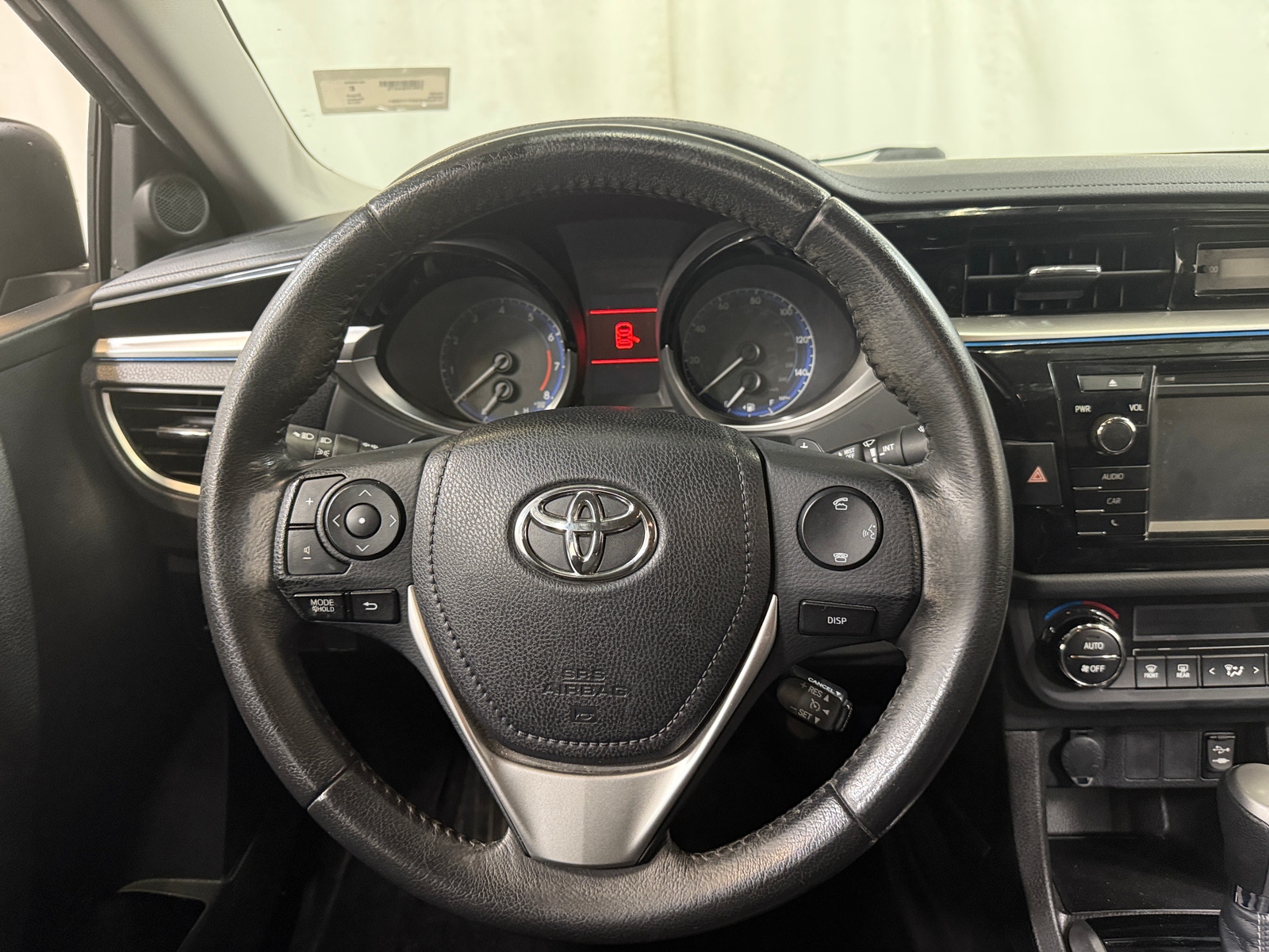 Thumbnail: 2014 Toyota Corolla - 5