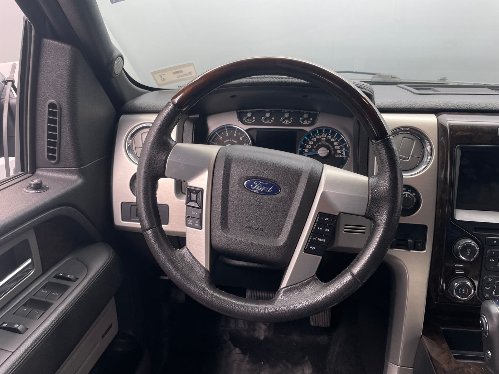 Thumbnail: 2013 Ford Econoline - 4