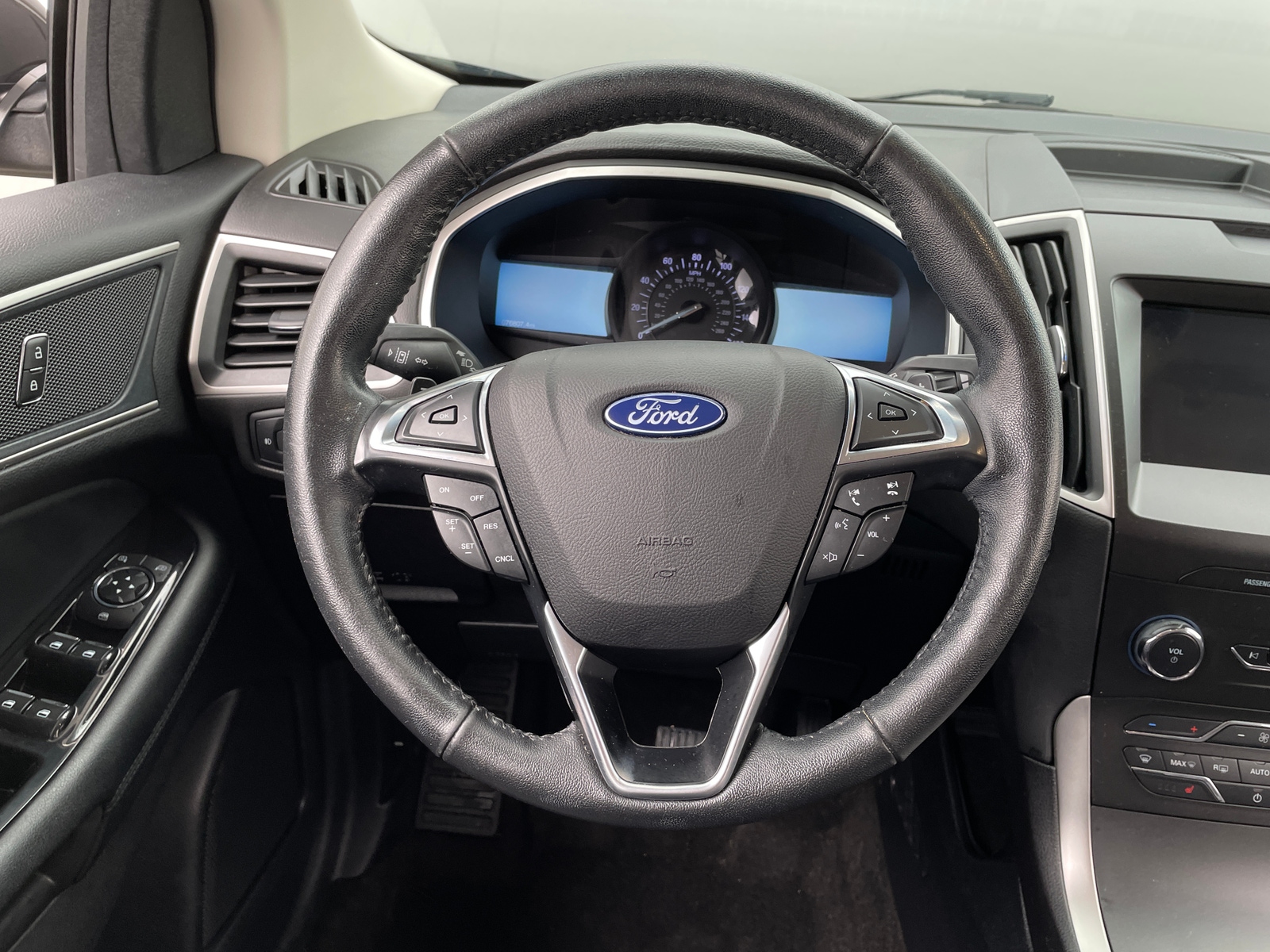 Thumbnail: 2020 Ford Edge - 4
