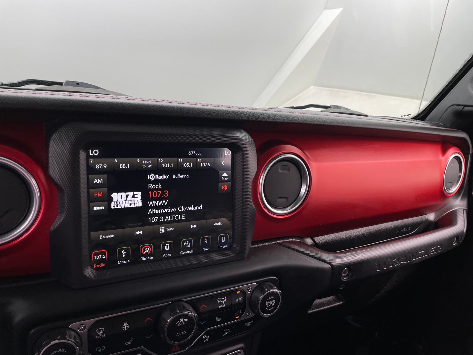Thumbnail: 2018 Jeep Wrangler - 3