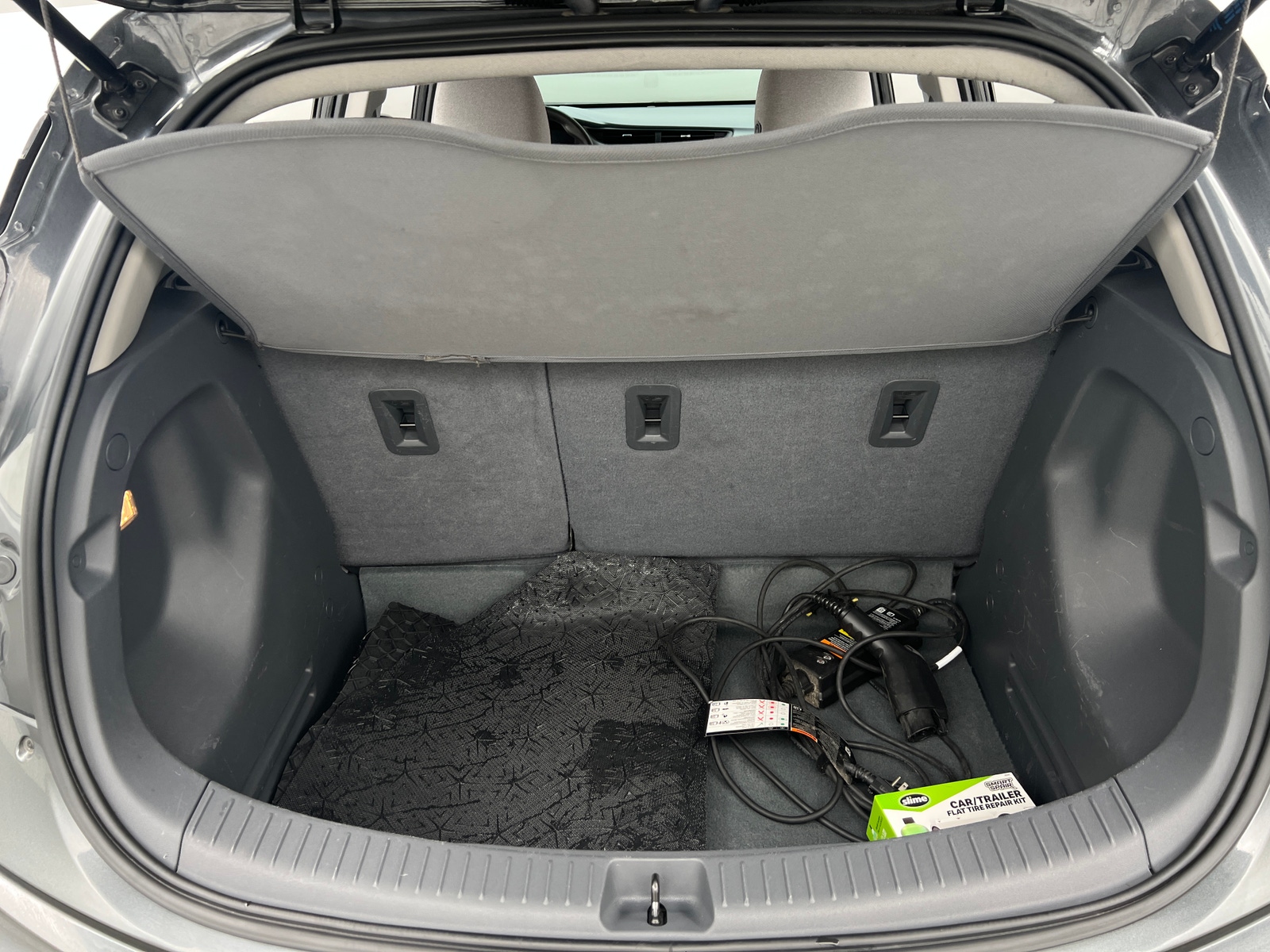 Thumbnail: 2018 Chevrolet Bolt EV - 7