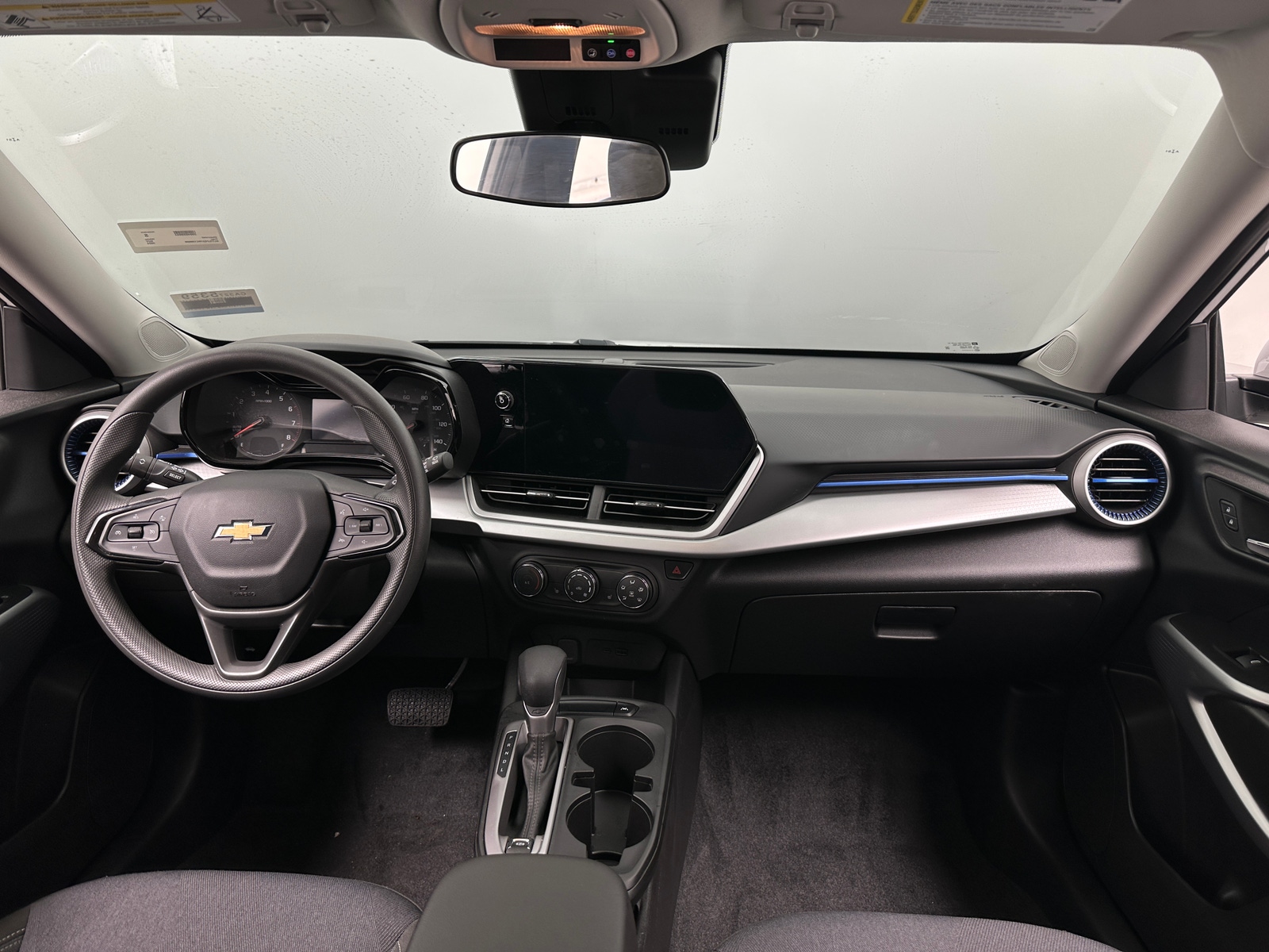 Thumbnail: 2024 Chevrolet Trax - 3