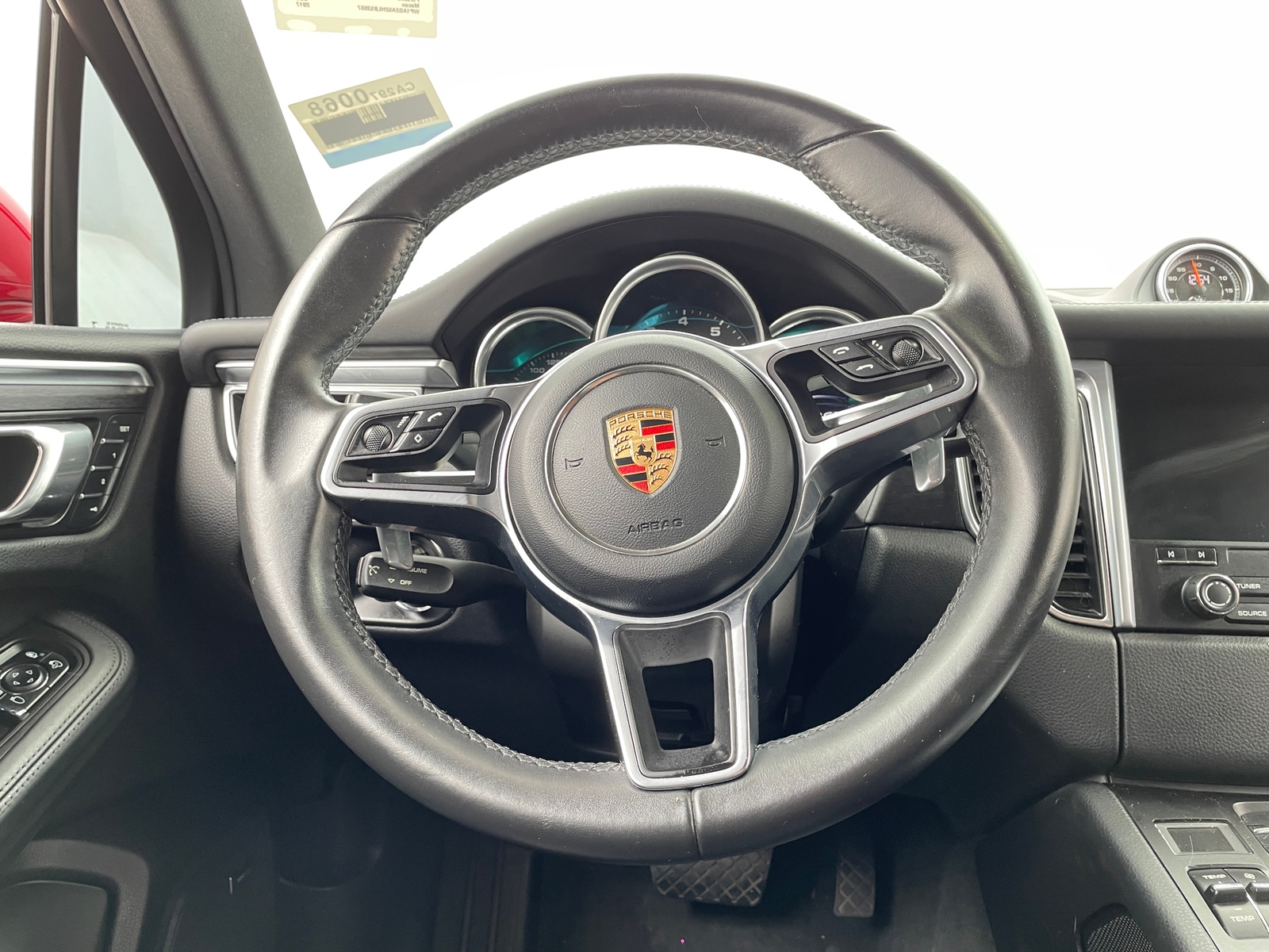 Thumbnail: 2017 Porsche Macan - 4