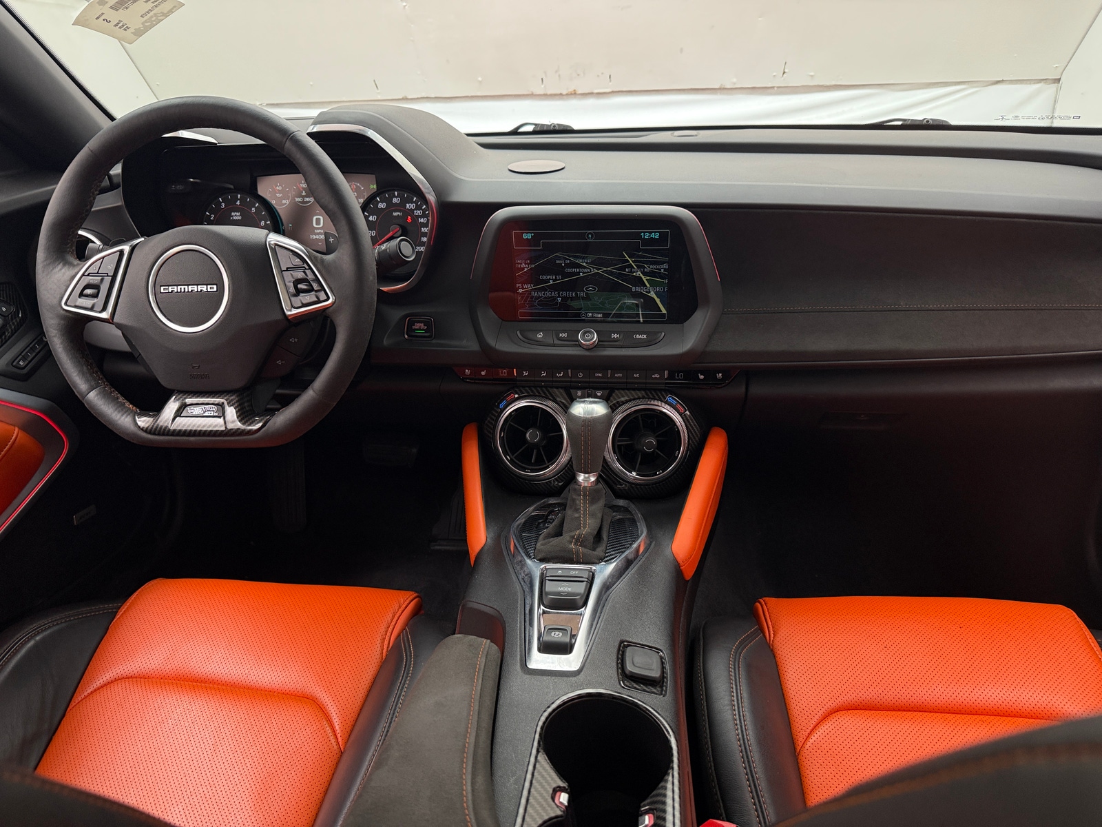 Thumbnail: 2018 Chevrolet Camaro - 2