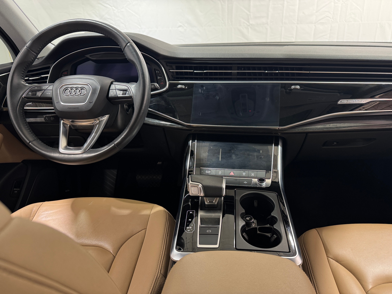 Thumbnail: 2020 Audi Q7 - 3