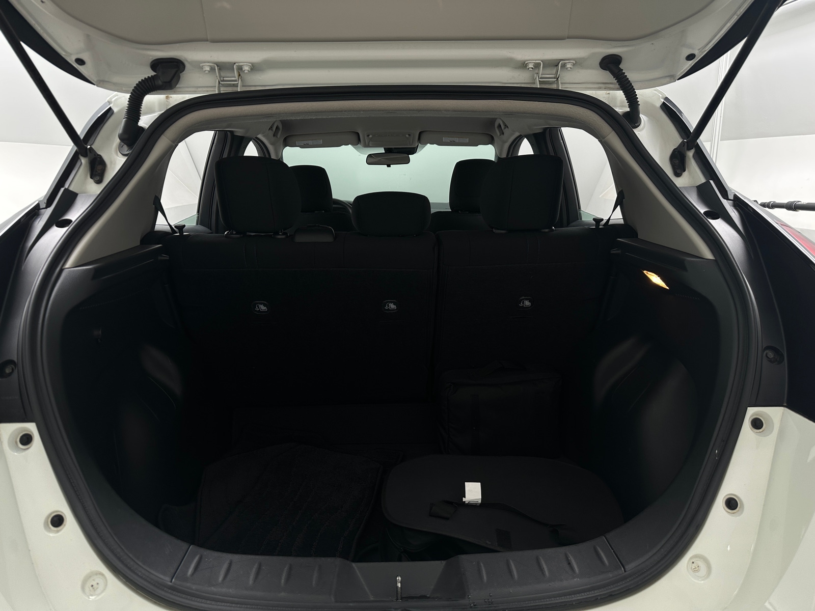 Thumbnail: 2023 Nissan Leaf - 7