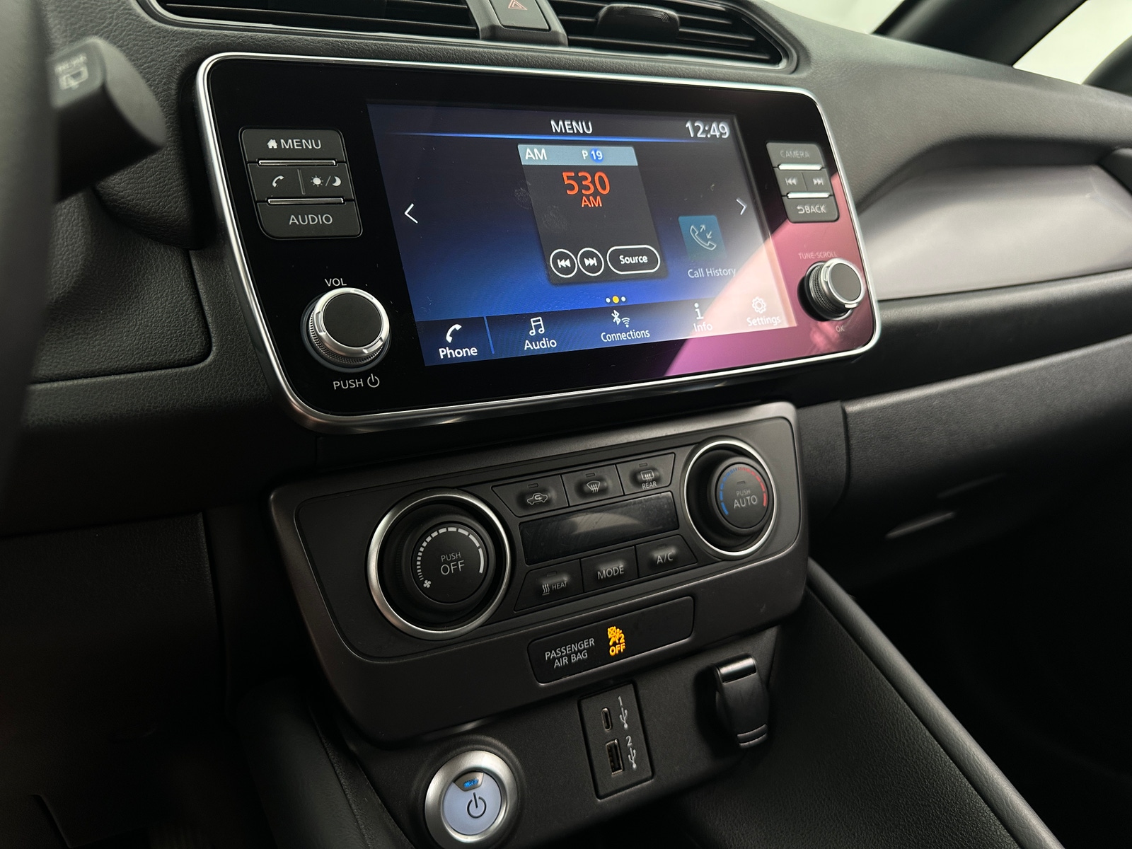 Thumbnail: 2023 Nissan Leaf - 4