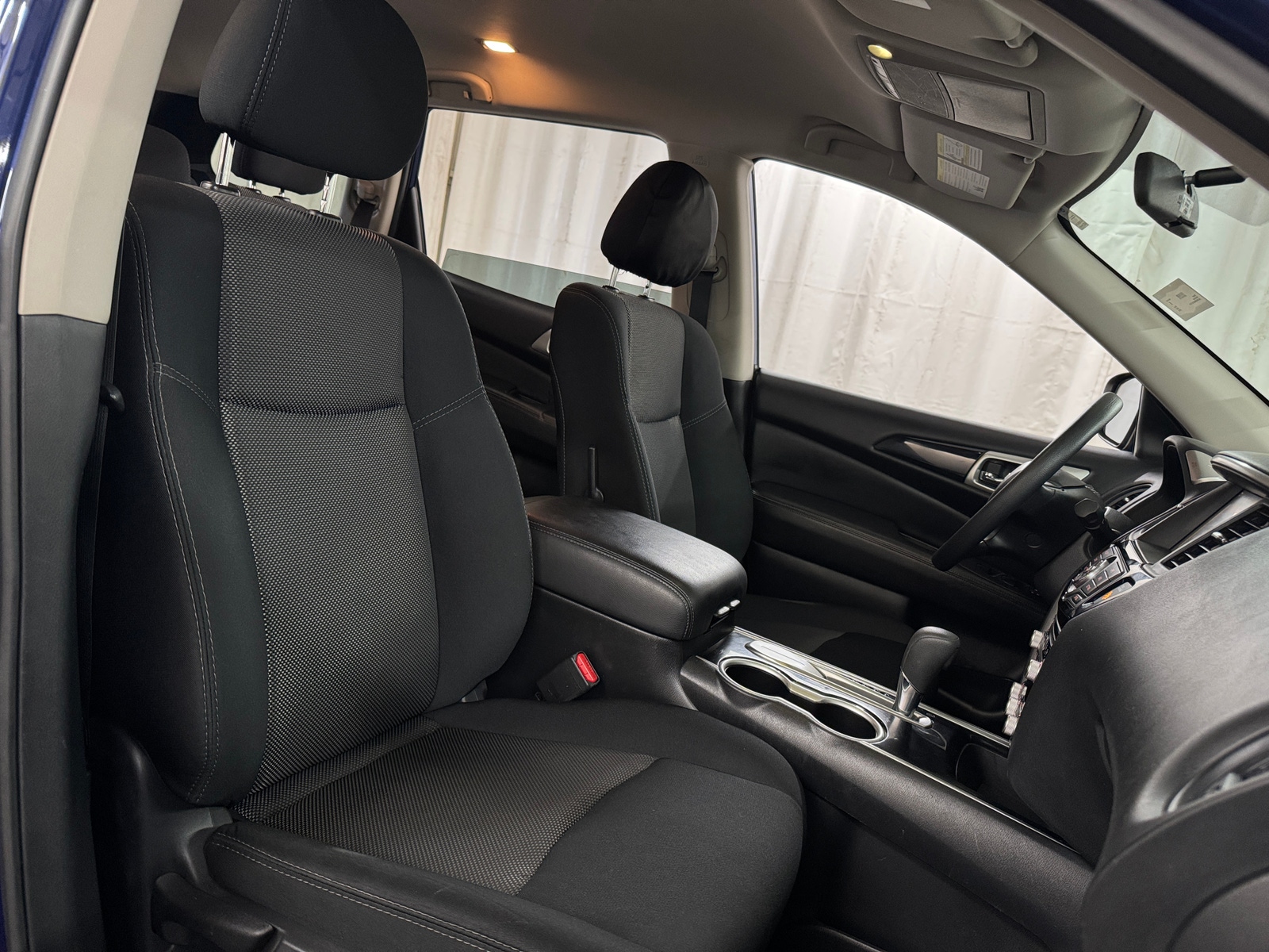 Thumbnail: 2019 Nissan Pathfinder - 2