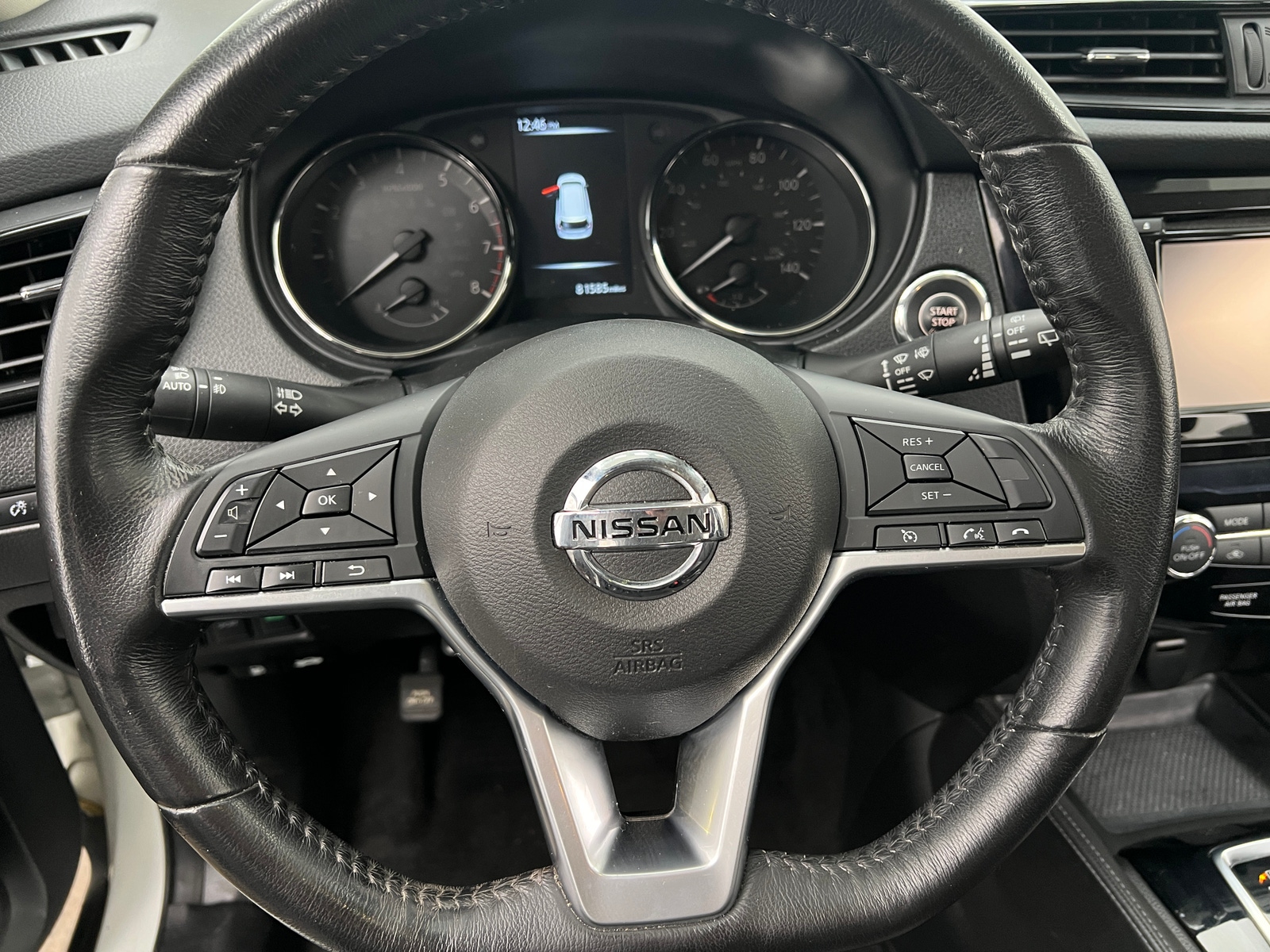Thumbnail: 2017 Nissan Rogue - 4