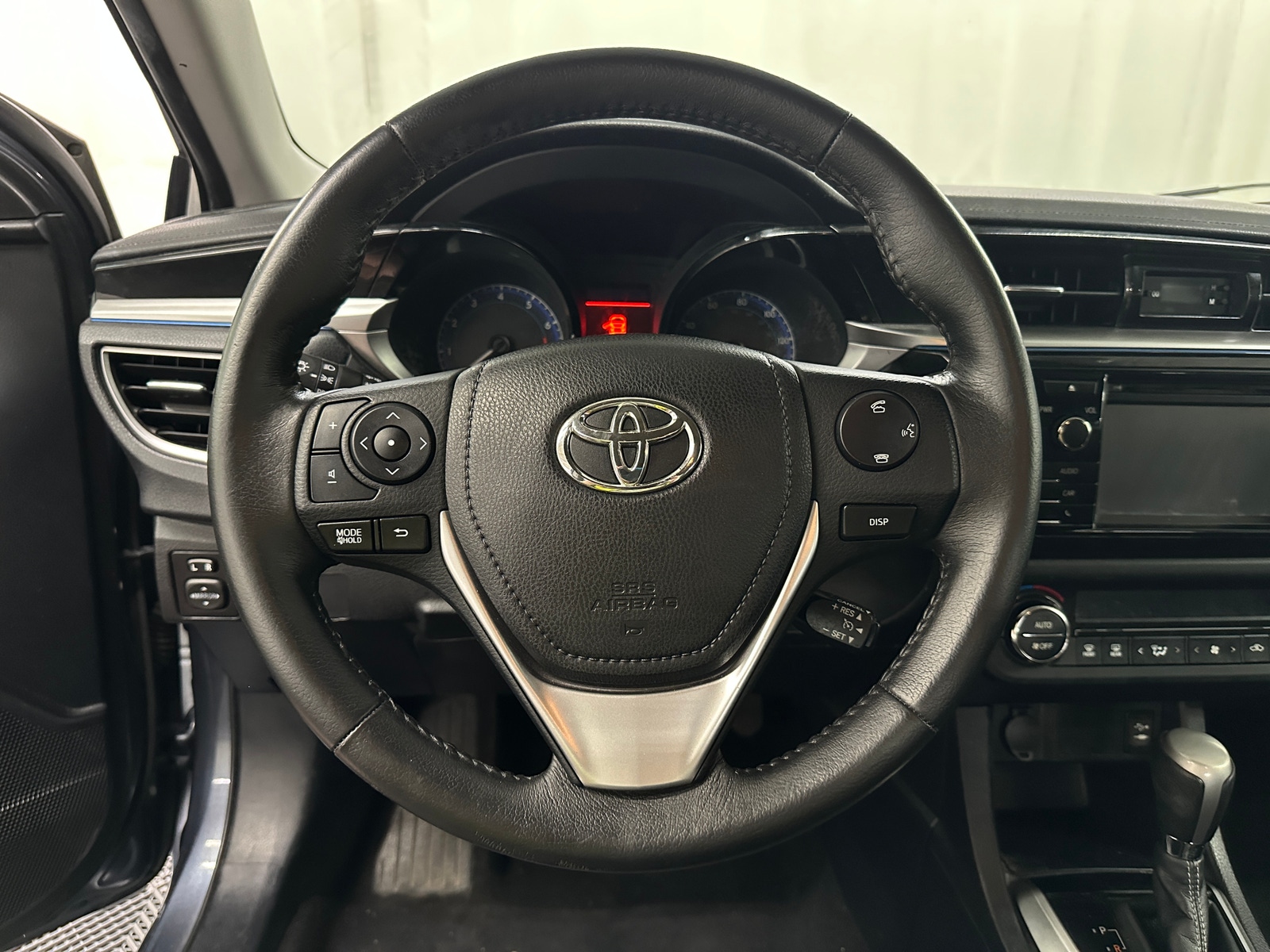 Thumbnail: 2014 Toyota Corolla - 5
