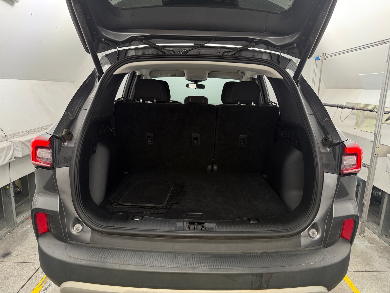 Thumbnail: 2023 Ford Escape - 7