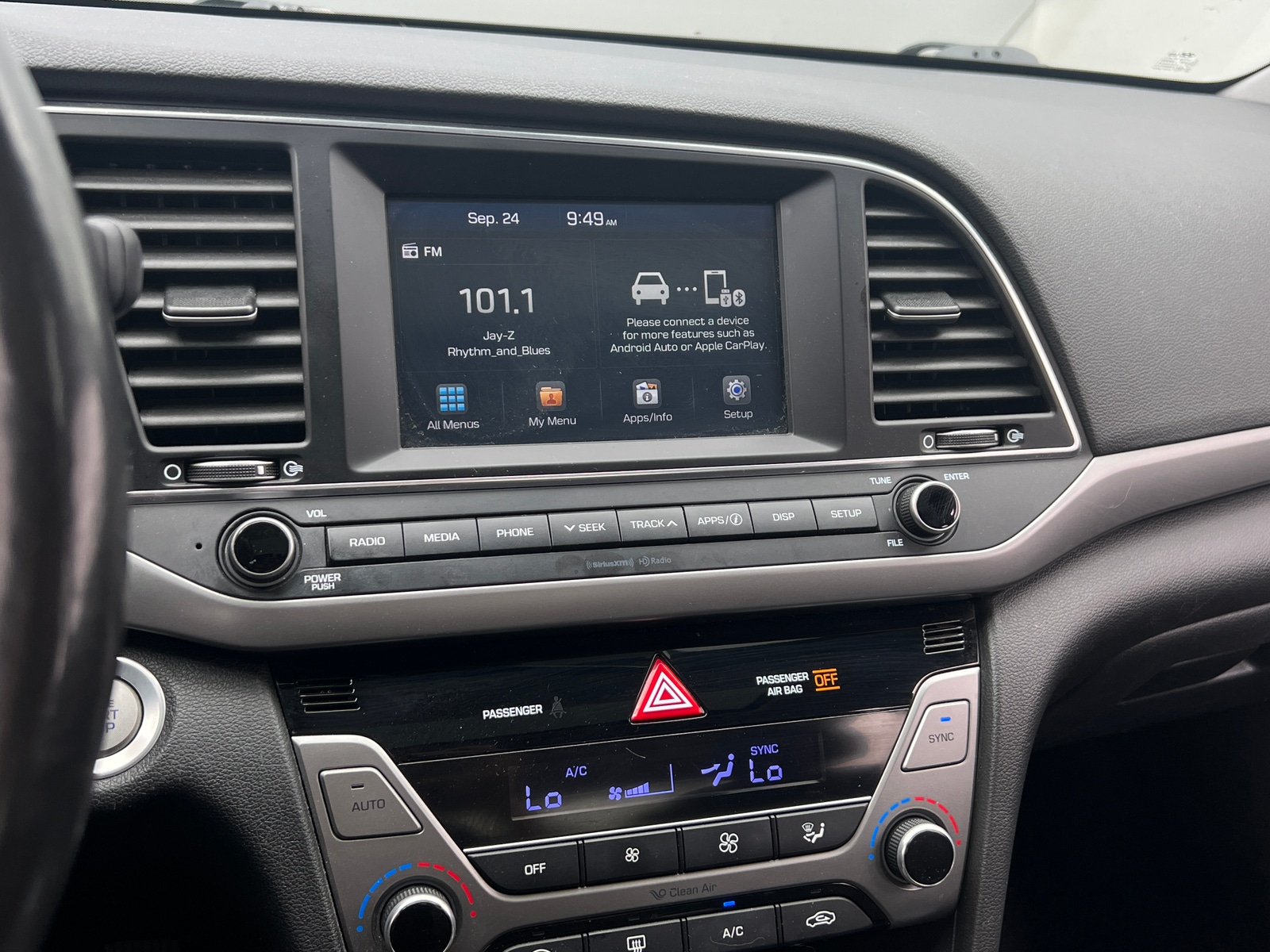 Thumbnail: 2018 Hyundai Elantra - 4