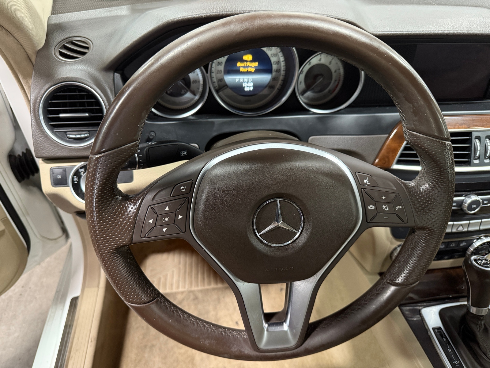 Thumbnail: 2014 Mercedes-Benz C-Class - 4