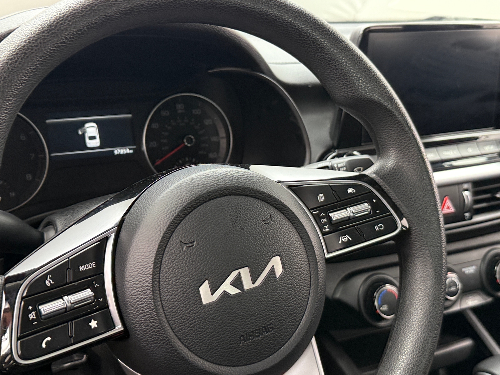 Thumbnail: 2024 Kia Forte - 5
