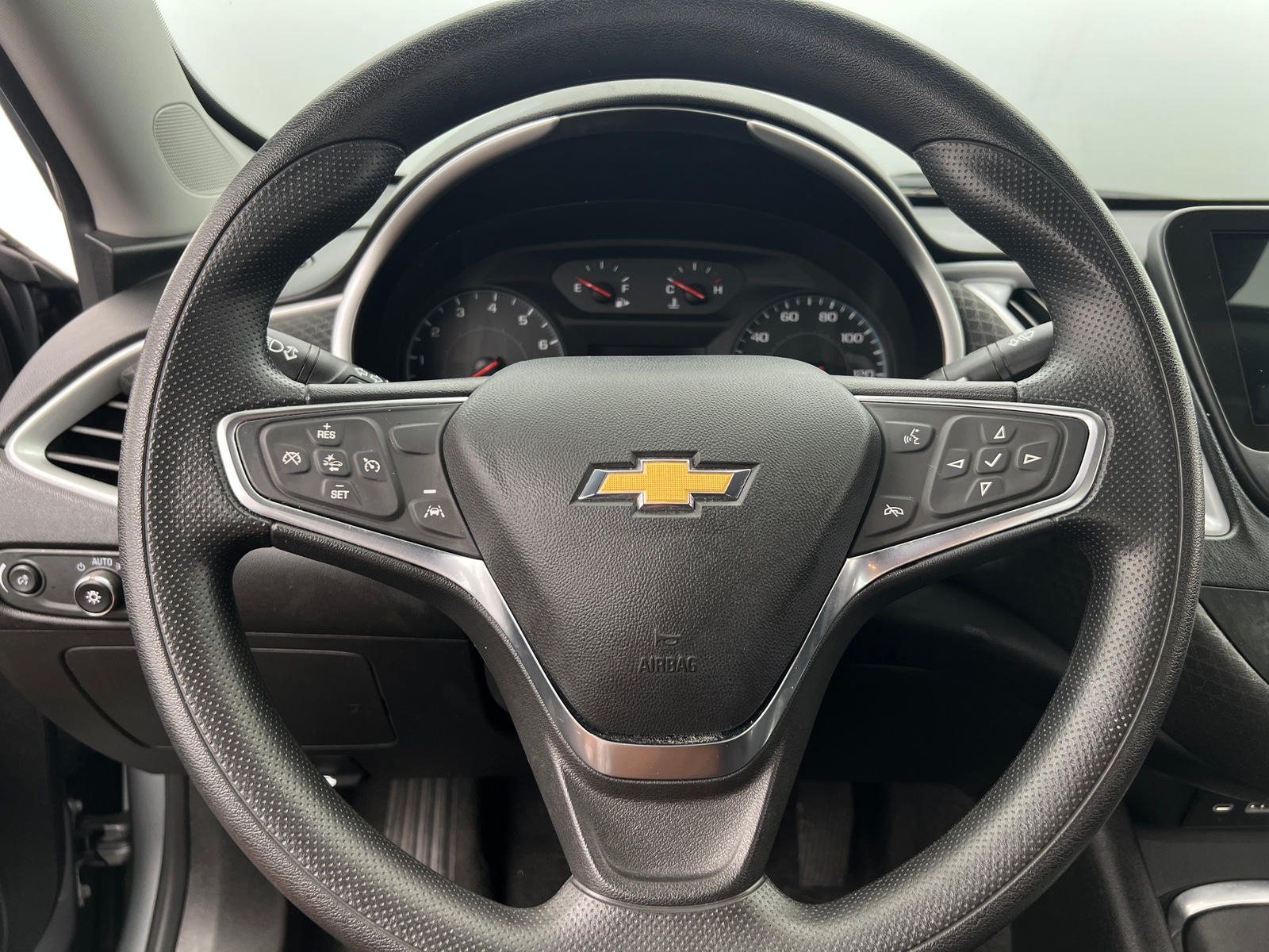 Thumbnail: 2024 Chevrolet Malibu - 5