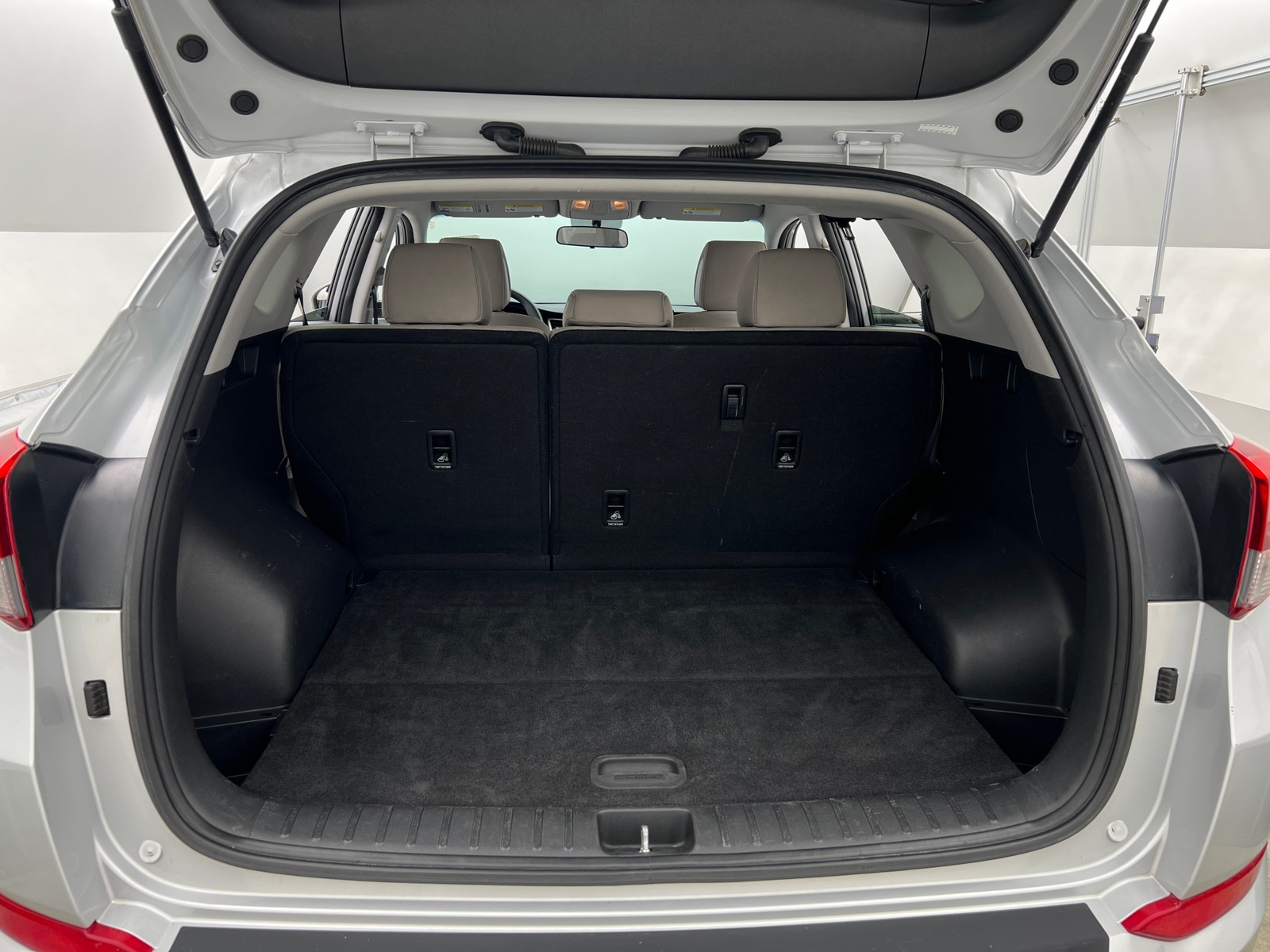 Thumbnail: 2016 Hyundai Tucson - 7
