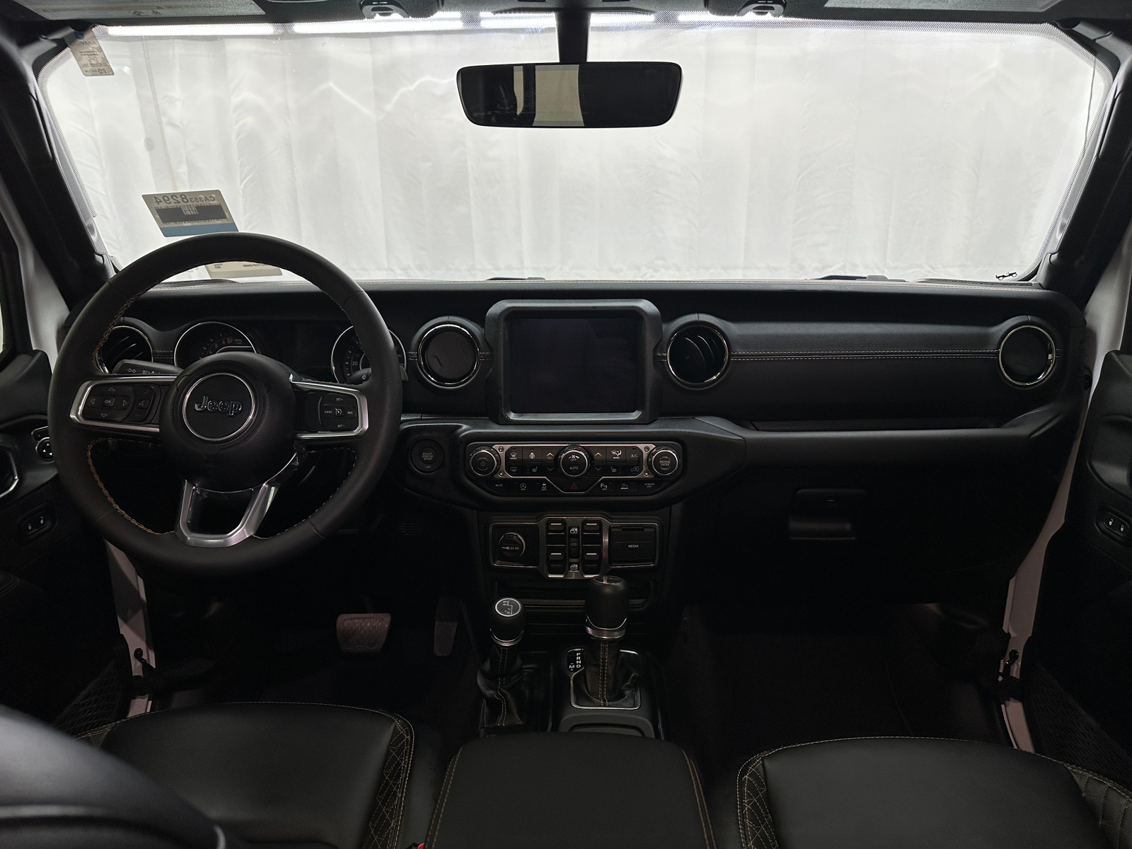Thumbnail: 2023 Jeep Gladiator - 2