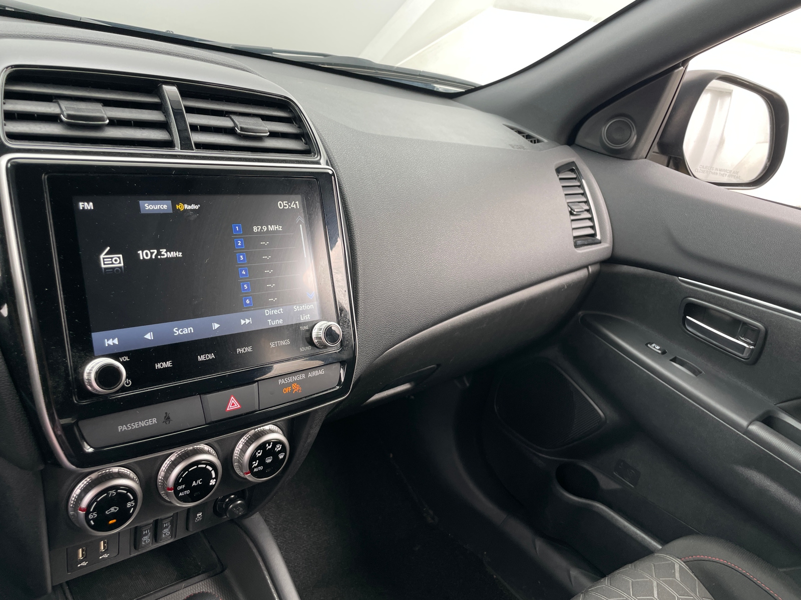 Thumbnail: 2024 Mitsubishi Outlander Sport - 4