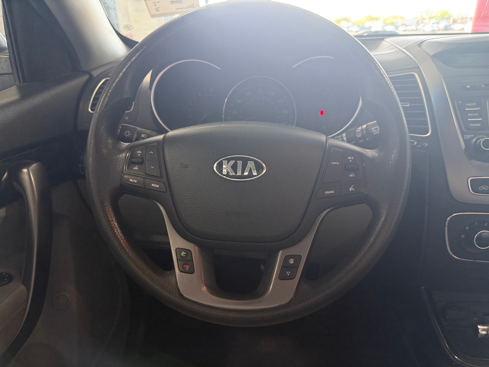 Thumbnail: 2015 Kia Sorento - 5