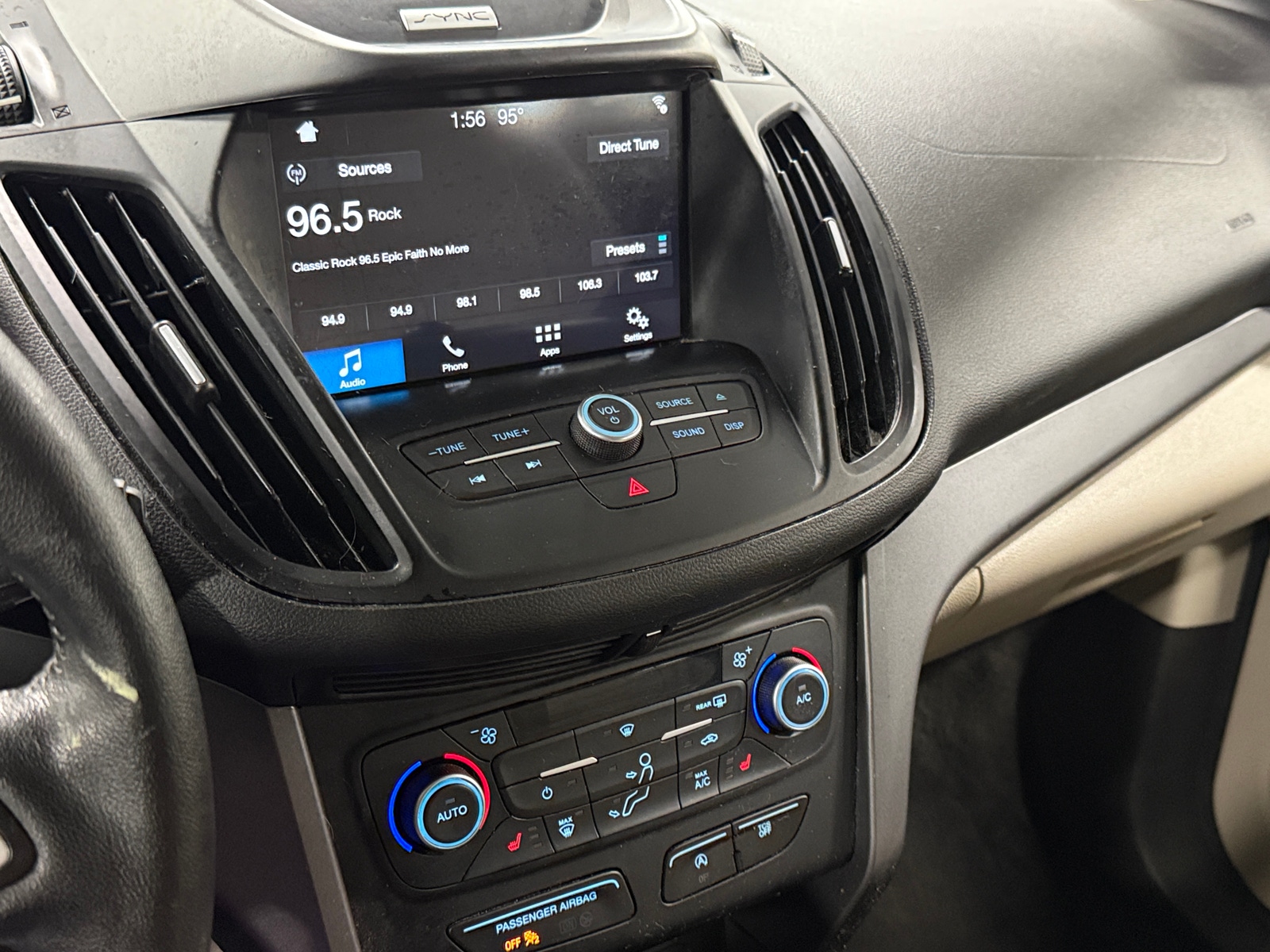 Thumbnail: 2018 Ford Escape - 3