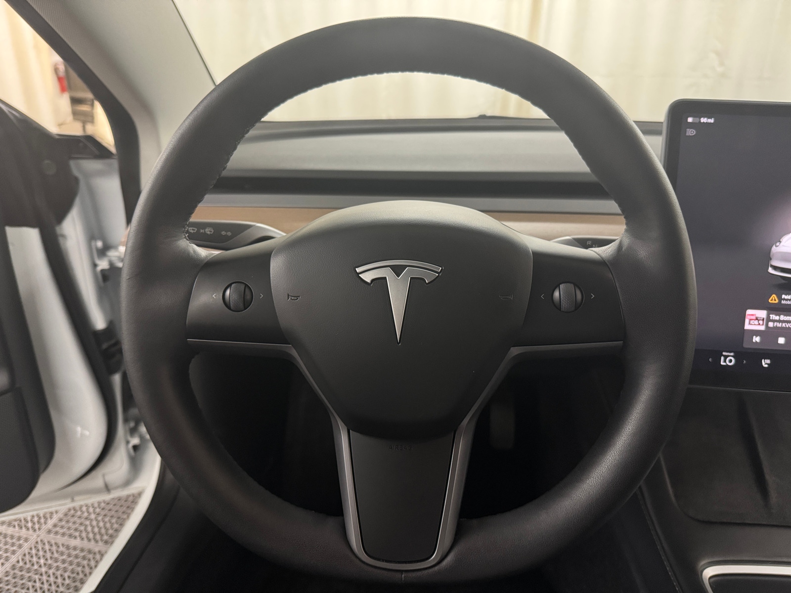 Thumbnail: 2023 Tesla Model 3 - 4