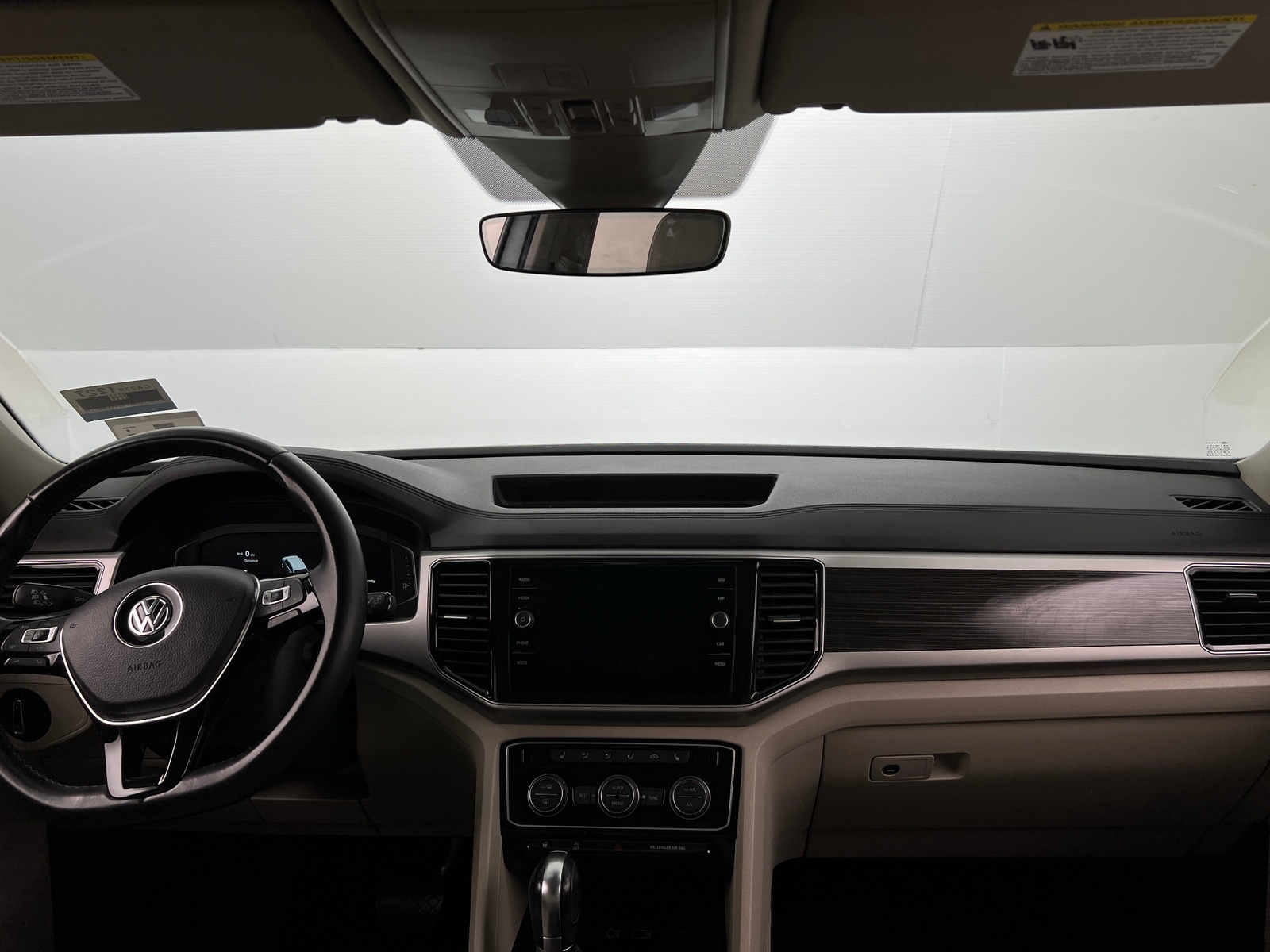 Thumbnail: 2019 Volkswagen Atlas - 3
