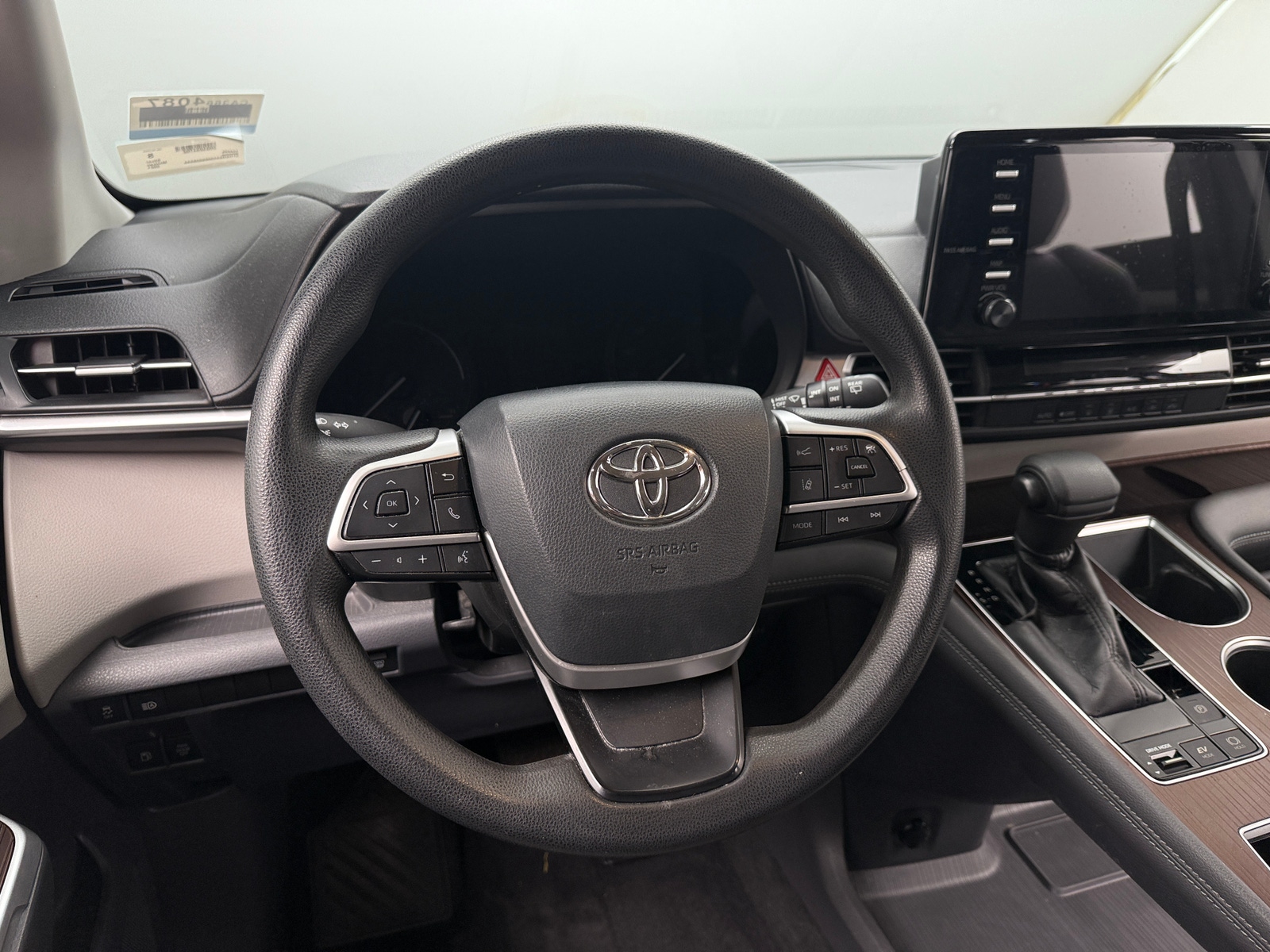 Thumbnail: 2021 Toyota Sienna - 5