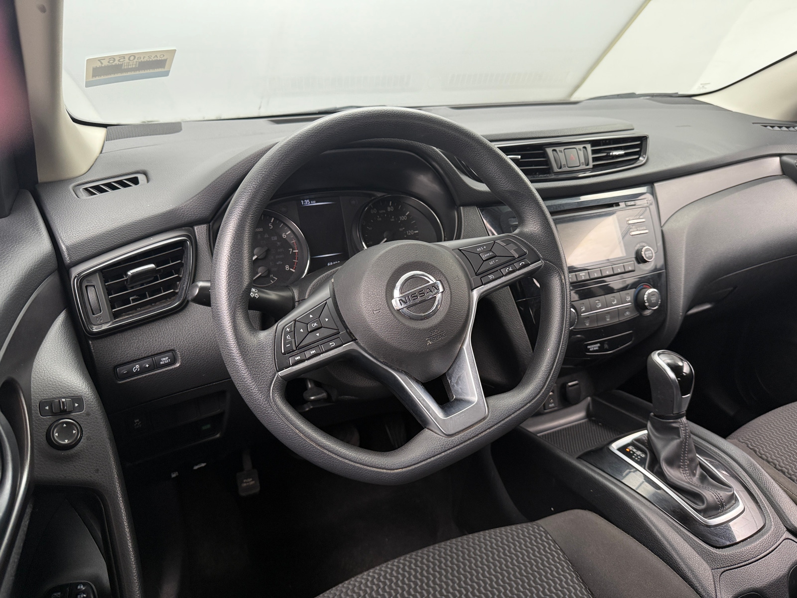 Thumbnail: 2017 Nissan Rogue Sport - 5
