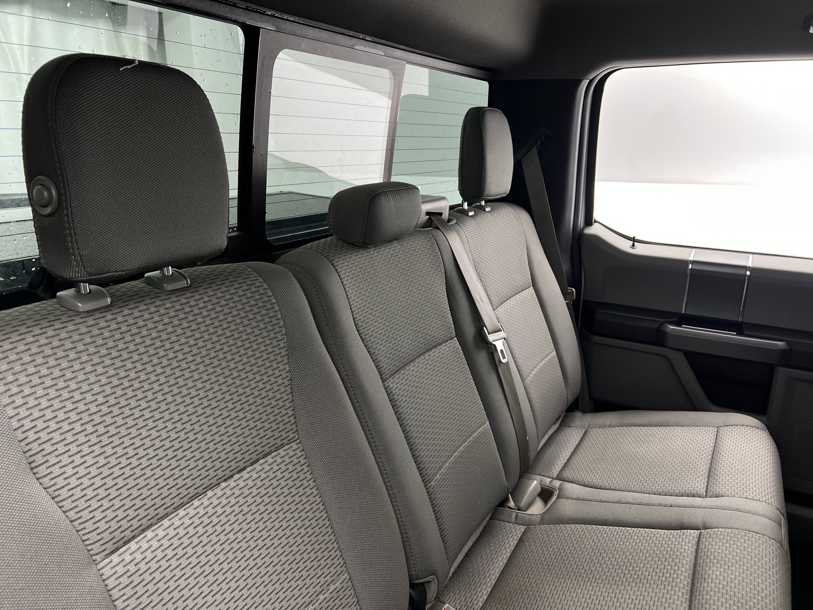 Thumbnail: 2015 Ford Econoline - 6