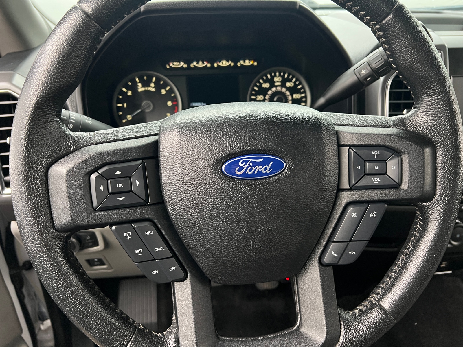 Thumbnail: 2015 Ford Econoline - 5
