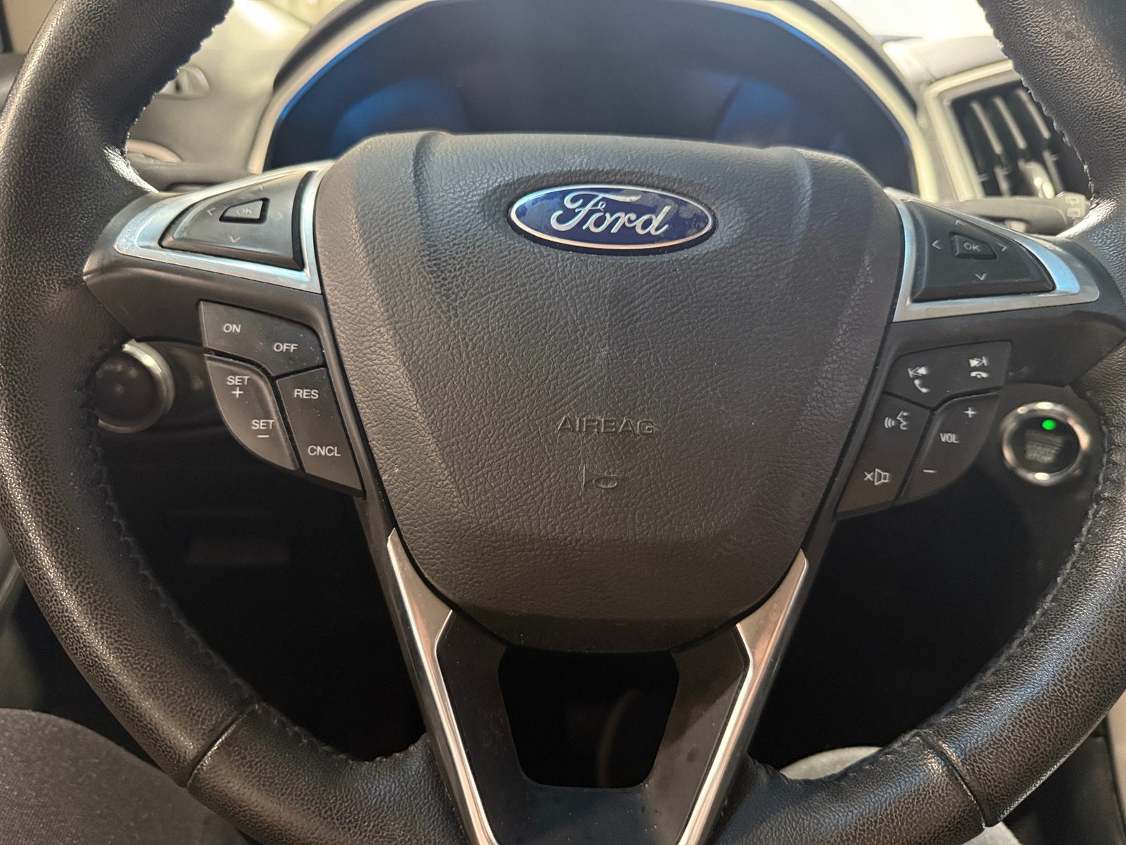 Thumbnail: 2017 Ford Edge - 5
