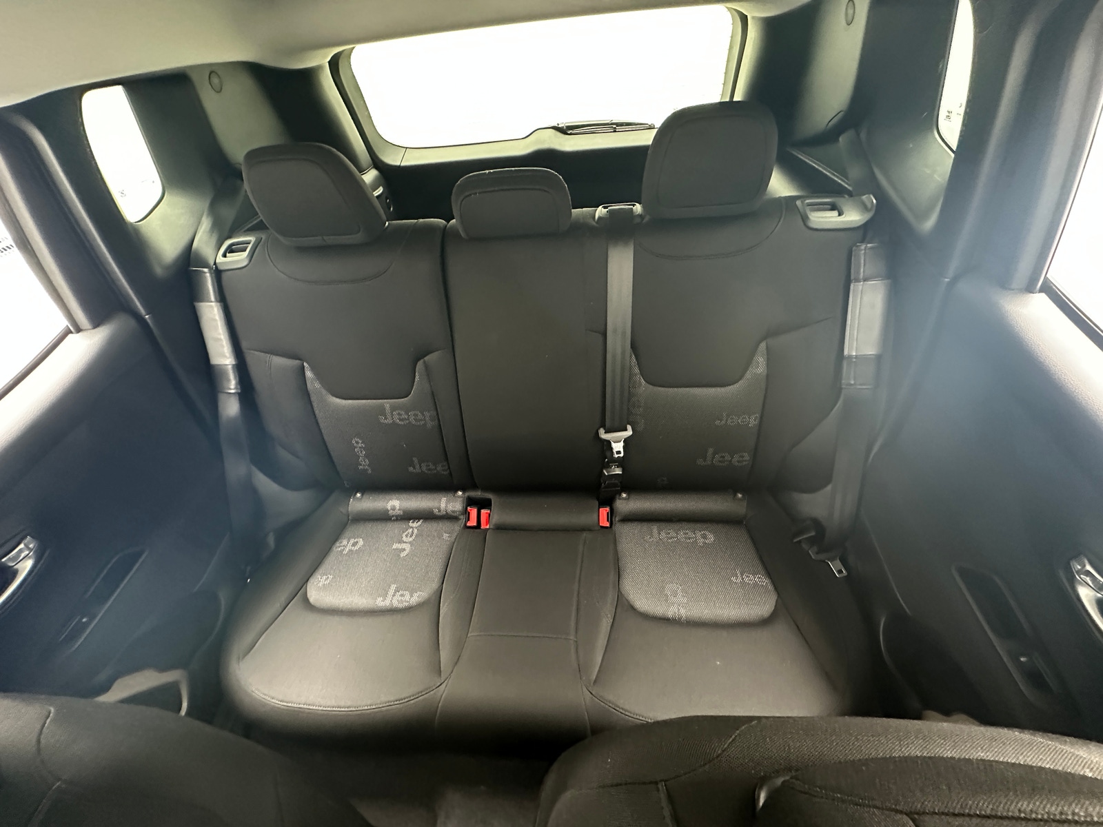 Thumbnail: 2016 Jeep Renegade - 6