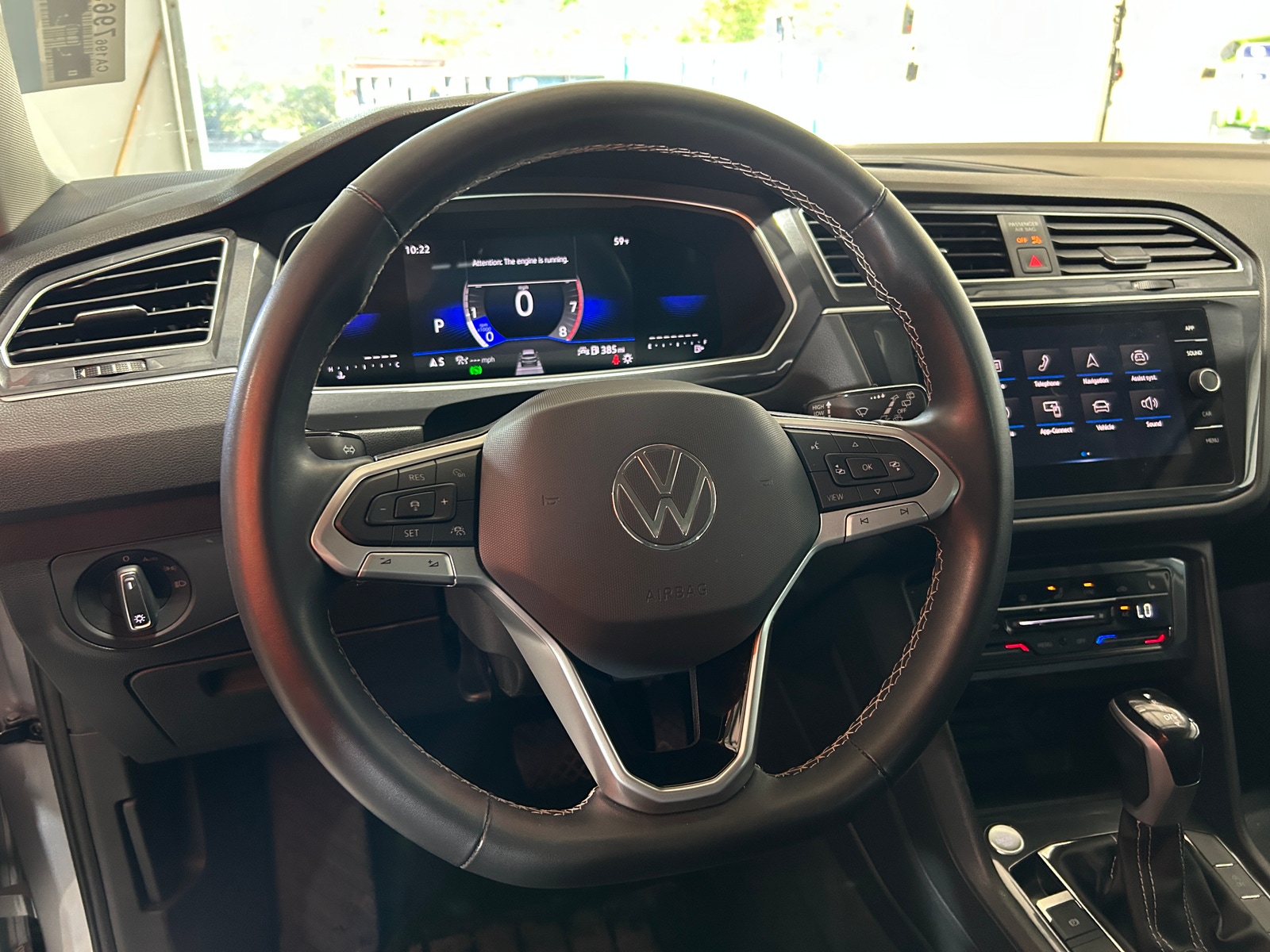 Thumbnail: 2024 Volkswagen Tiguan - 4