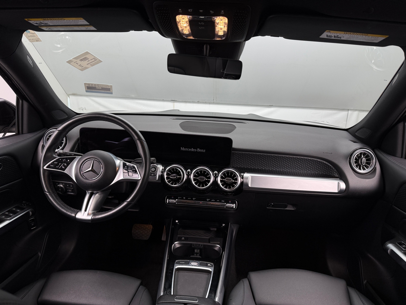 Thumbnail: 2024 Mercedes-Benz GLB - 2