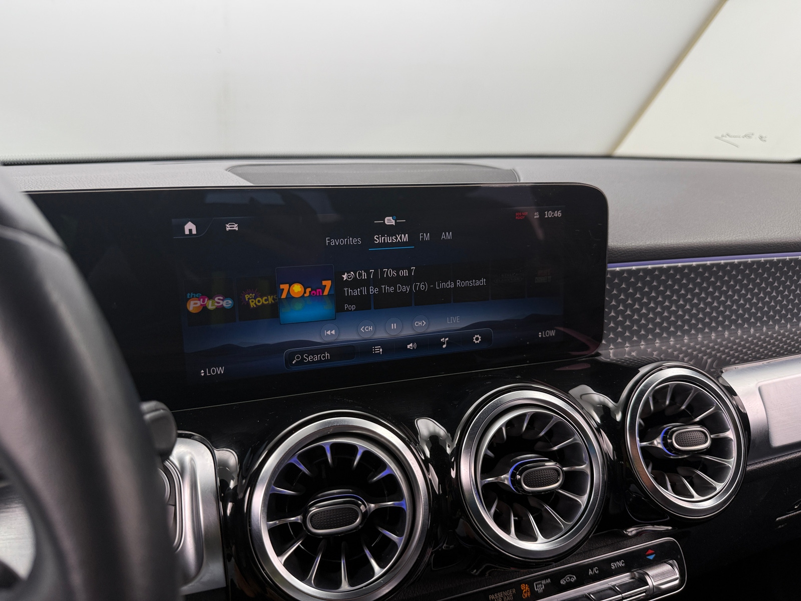 Thumbnail: 2024 Mercedes-Benz GLB - 3