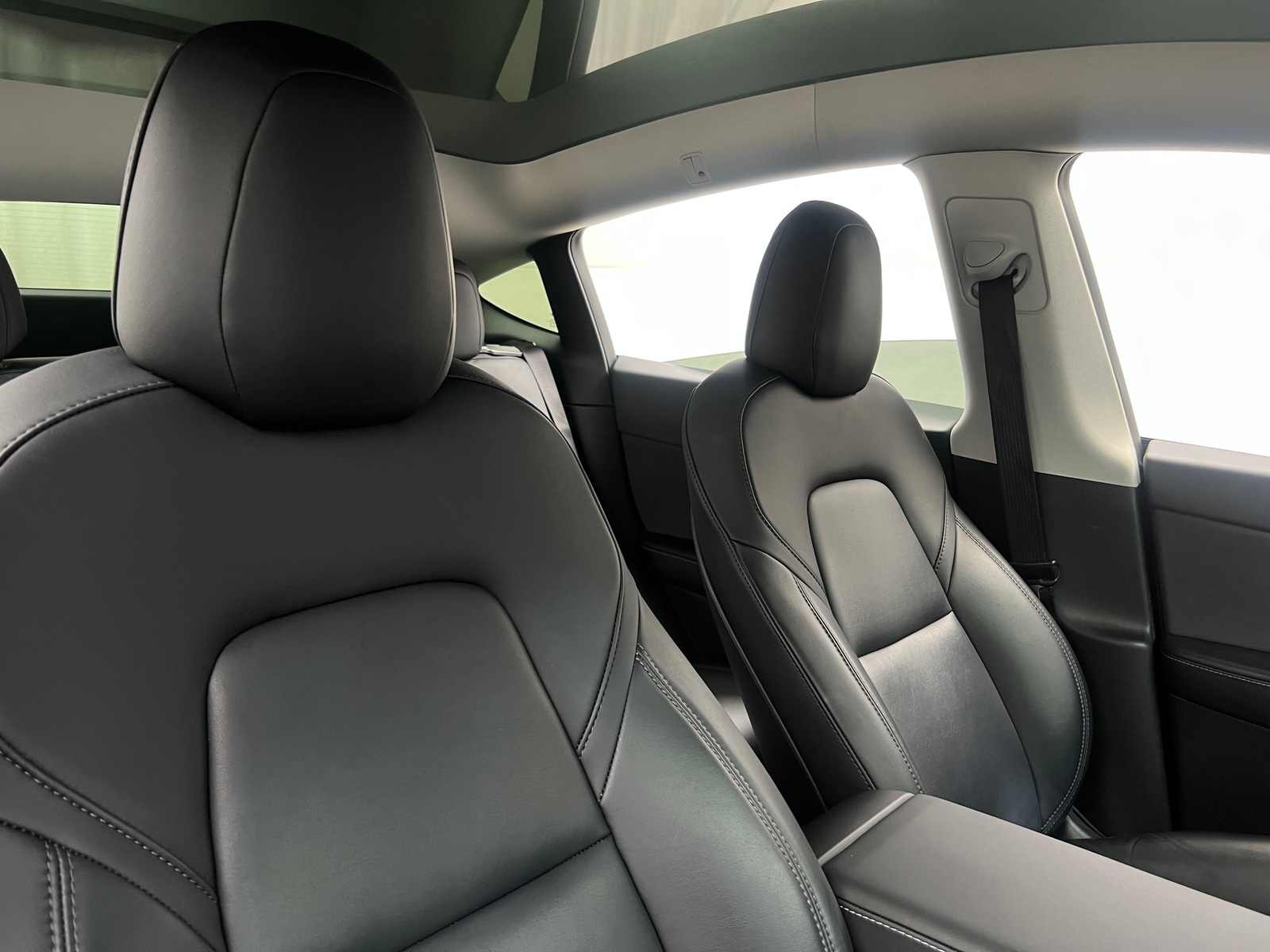 Thumbnail: 2021 Tesla Model Y - 4